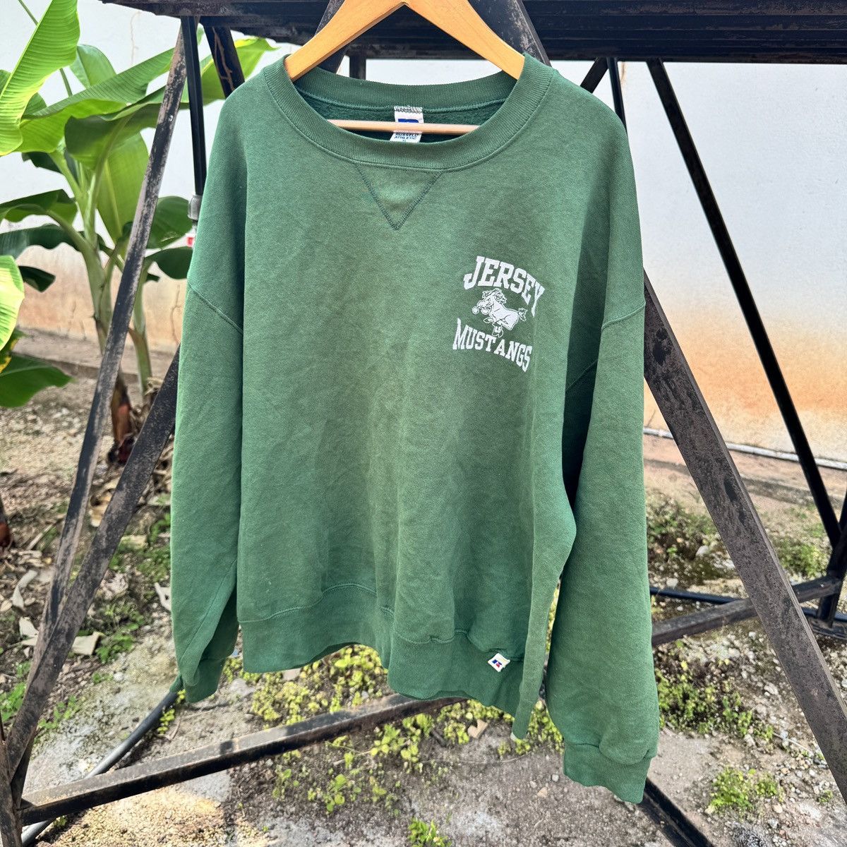 Russell Athletic Vintage Russell Athletic Crewneck Sweatshirt Size US XL / EU 56 / 4 - 2 Thumbnail