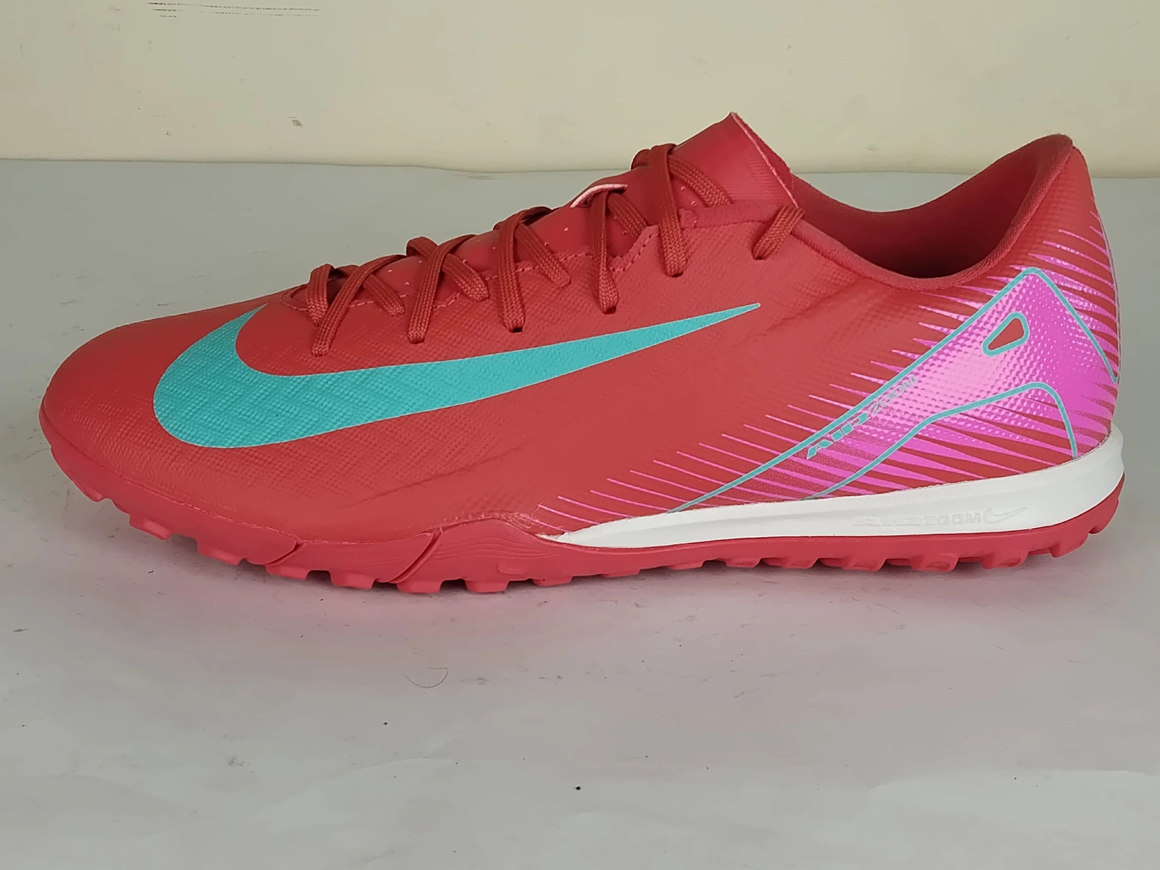 Nike Nike Air Zoom Mercurial Vapor 16 Academy TF Mad Energy Size US 8.5 / EU 41-42 - 1 Thumbnail