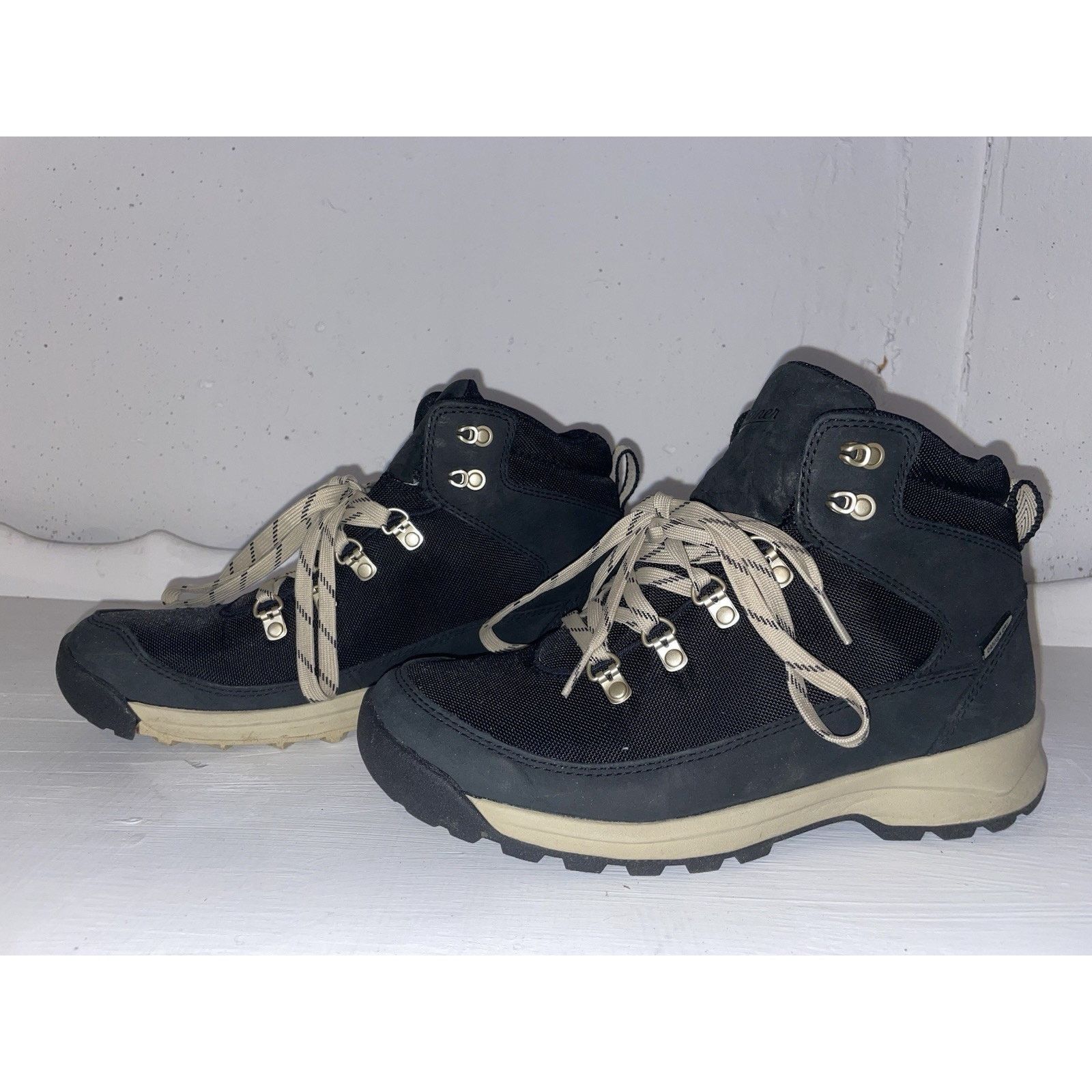 Danner Danner Women’s Size 9 Waterproof Sienna Hiking Black Boots Size US 9 / IT 39 - 15 Thumbnail