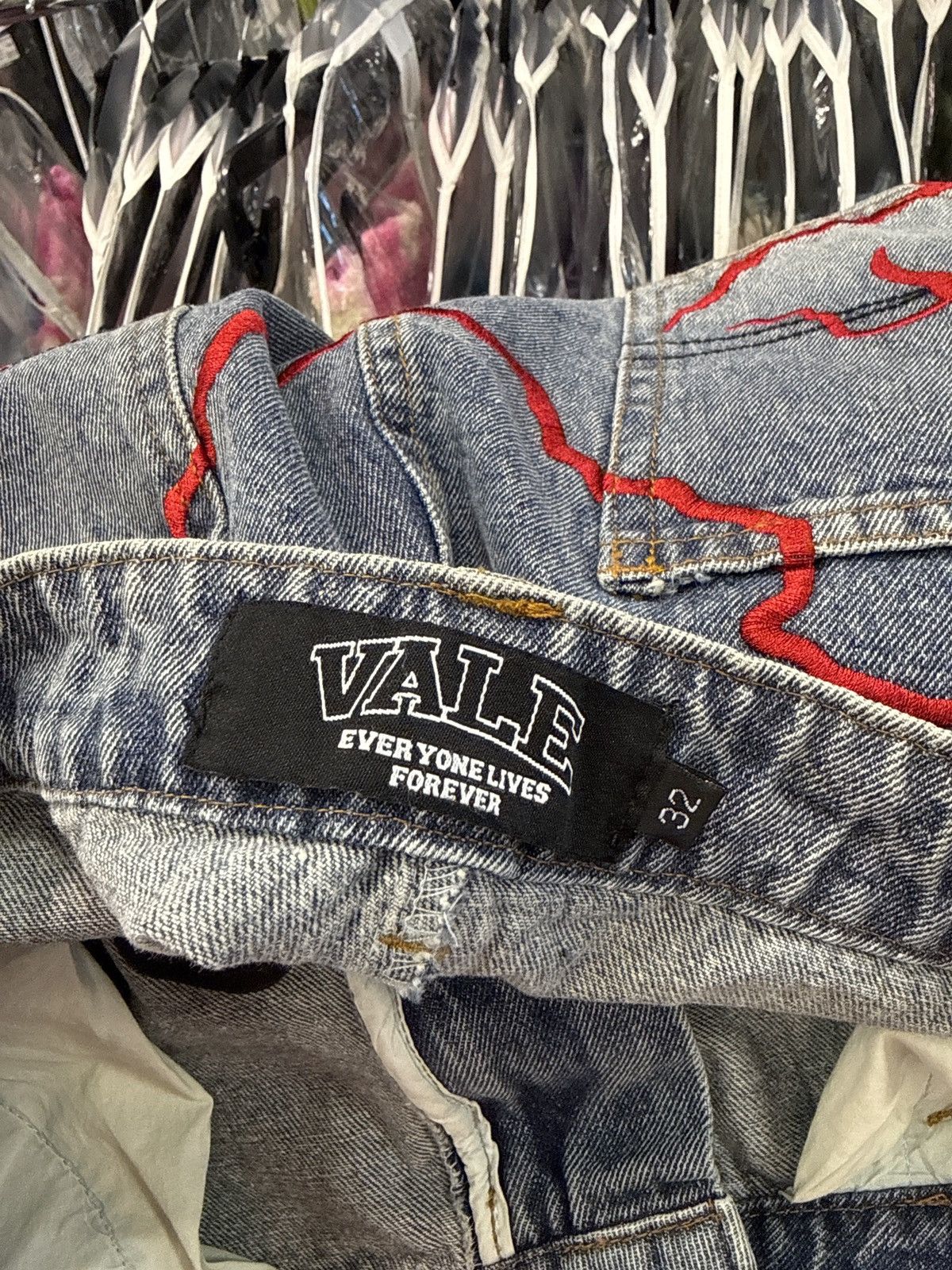 Vale Vale Forever Graffiti Jean Shorts Size 32 Size US 32 / EU 48 - 3 Thumbnail