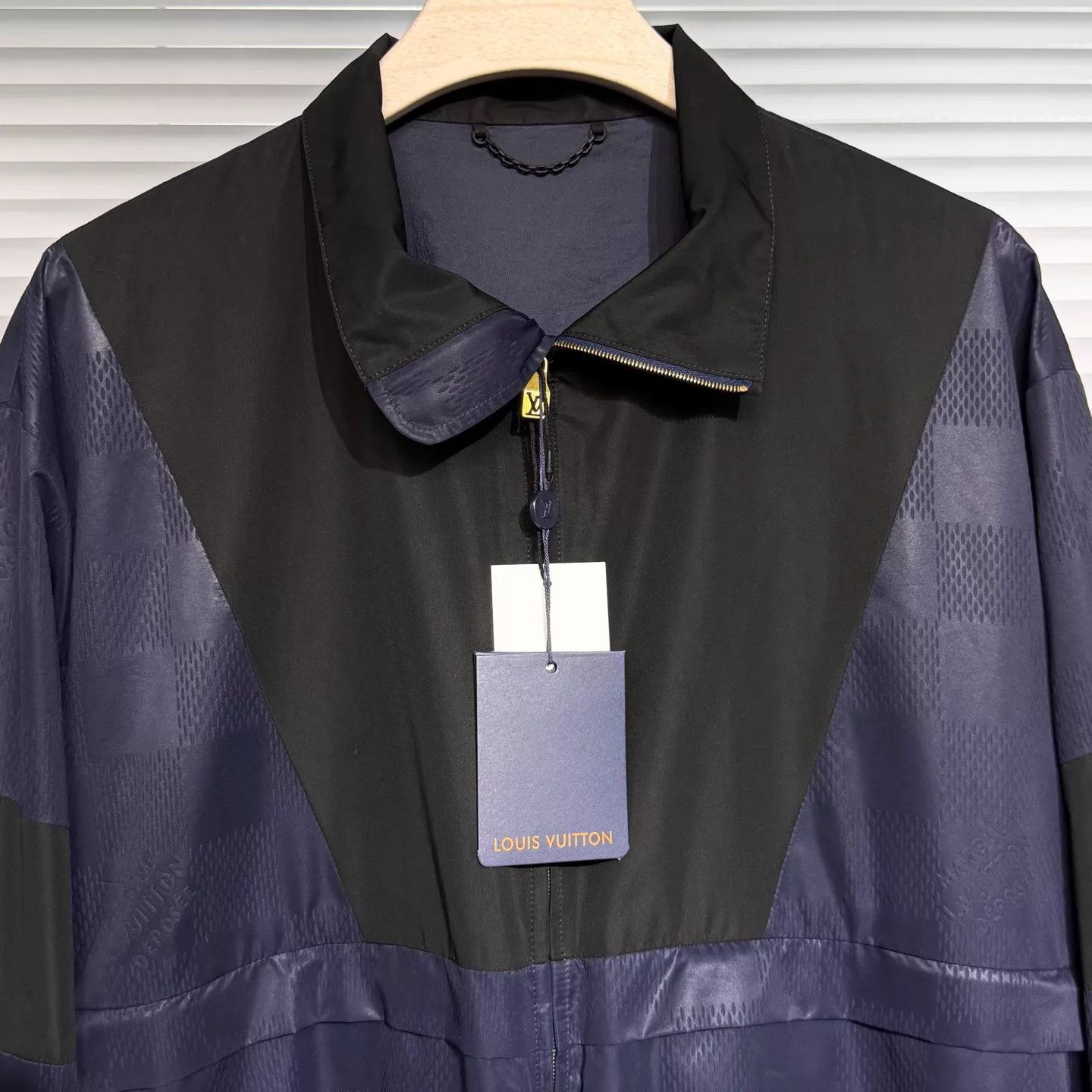 Louis Vuitton LV Navy Subtle Damier Colorblocked Track Jacket L Size US L / EU 52-54 / 3 - 3 Thumbnail