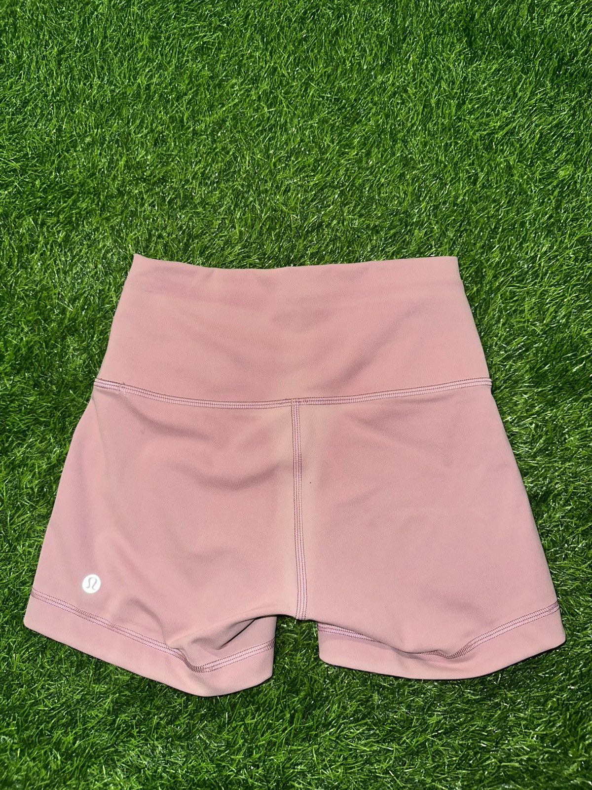 Lululemon Lululemon Rise Biker Shorts Size S/M Size 28" / US 6 / IT 42 - 2 Thumbnail