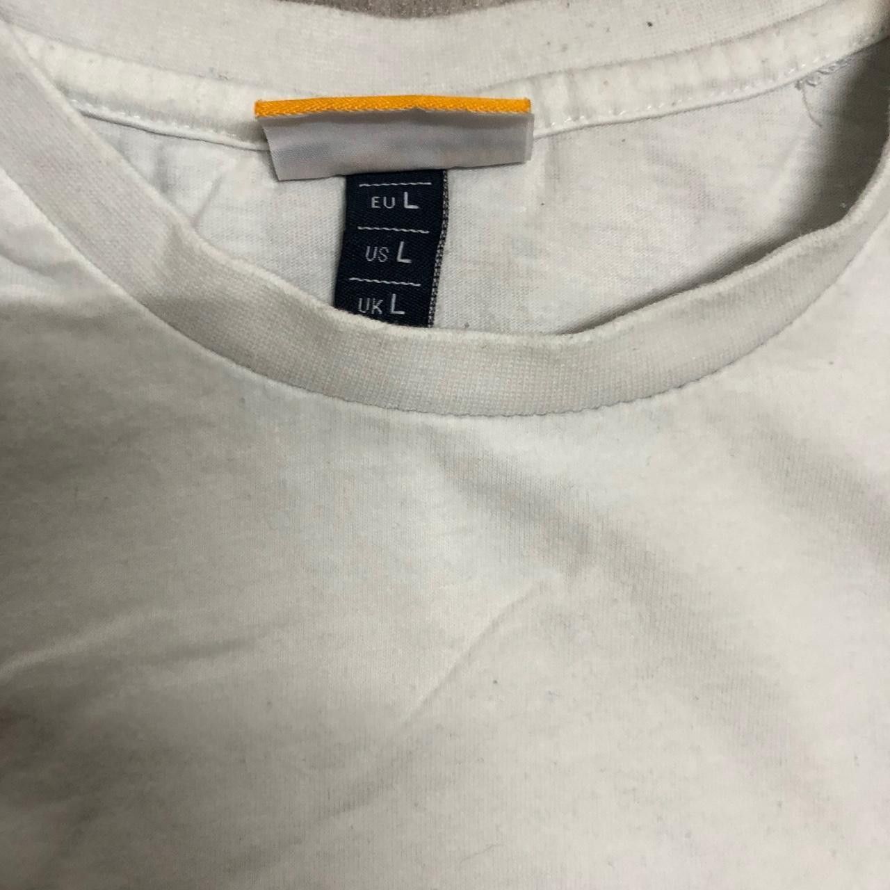 Ellesse White Ellesse T-shirt with a small mark on the front Size US L / EU 52-54 / 3 - 3 Thumbnail