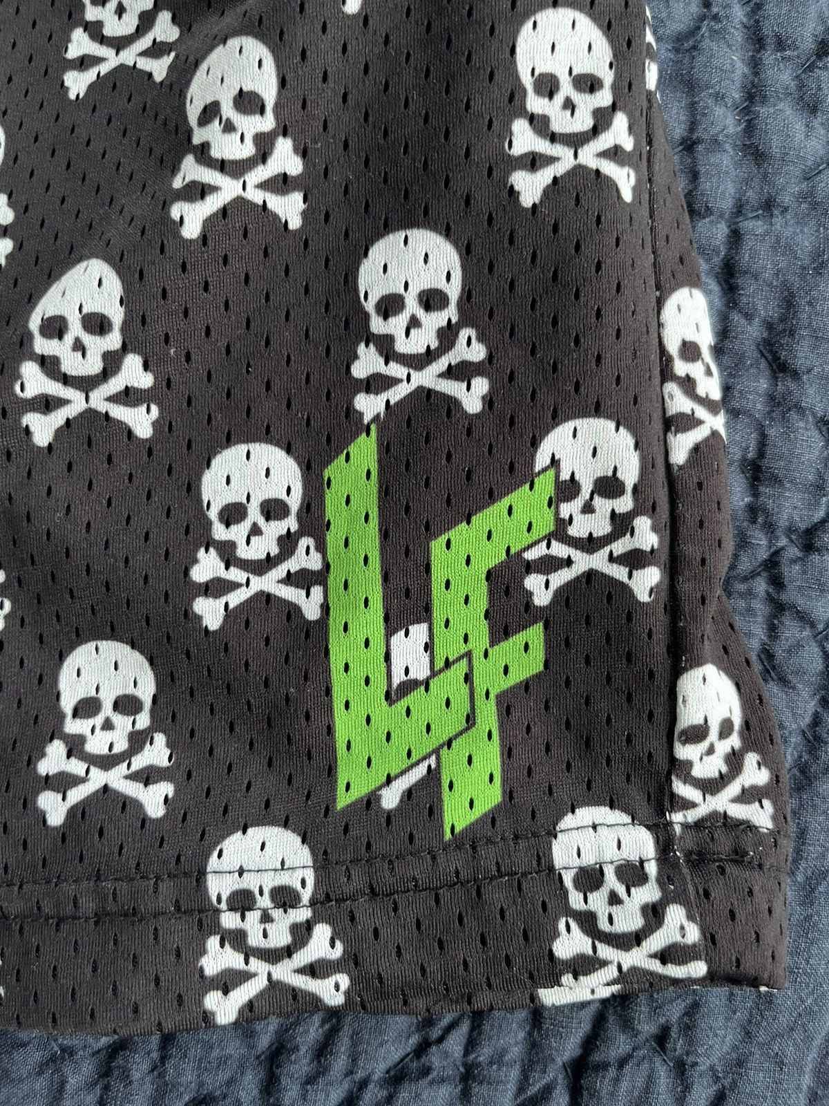 Designer × Lost Enterprises [Medium] Lost Files Half Skull Print Shorts Size US 32 / EU 48 - 3 Thumbnail