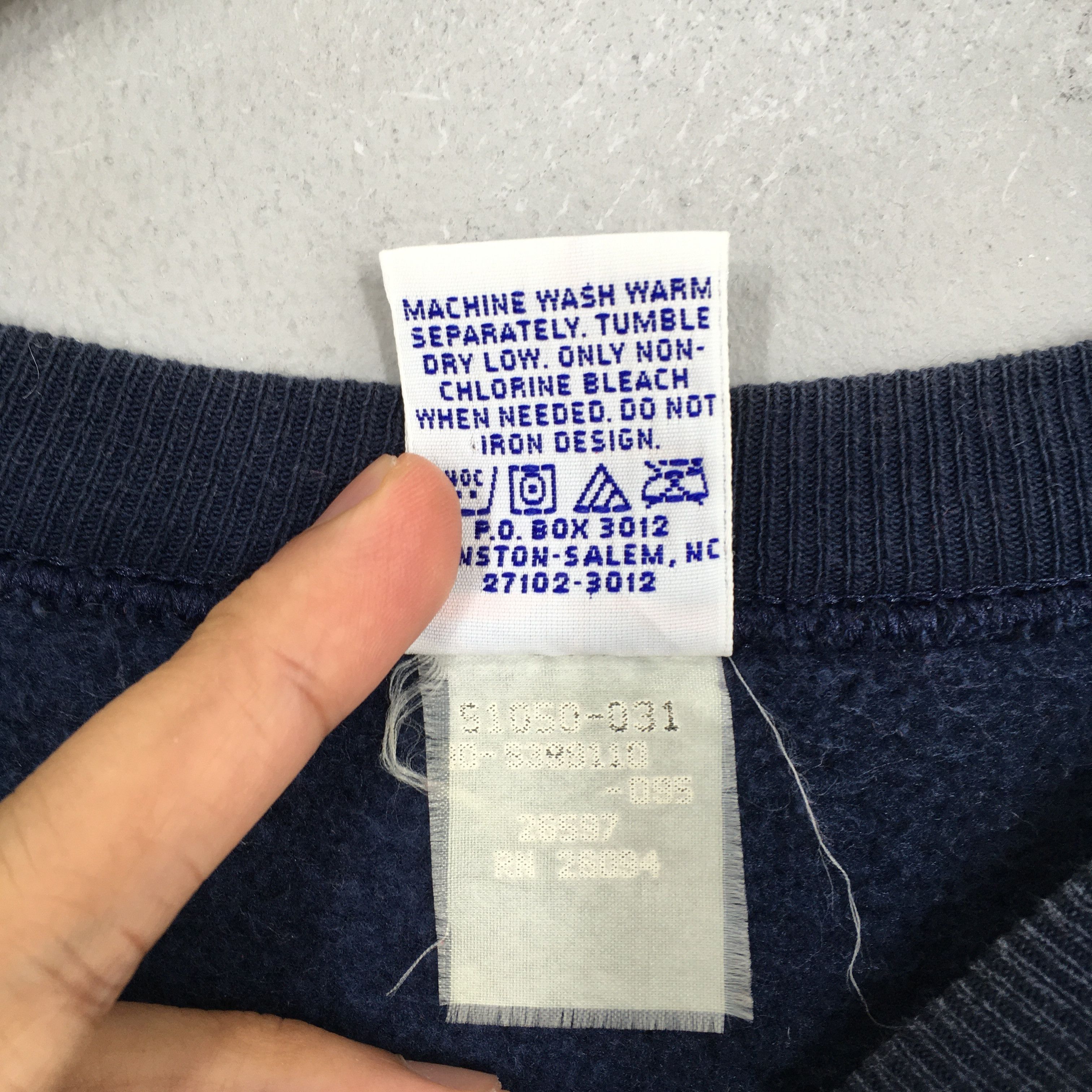 Champion Vintage Champion Reverse Weave Sweatshirt XLarge Size US XL / EU 56 / 4 - 6 Thumbnail