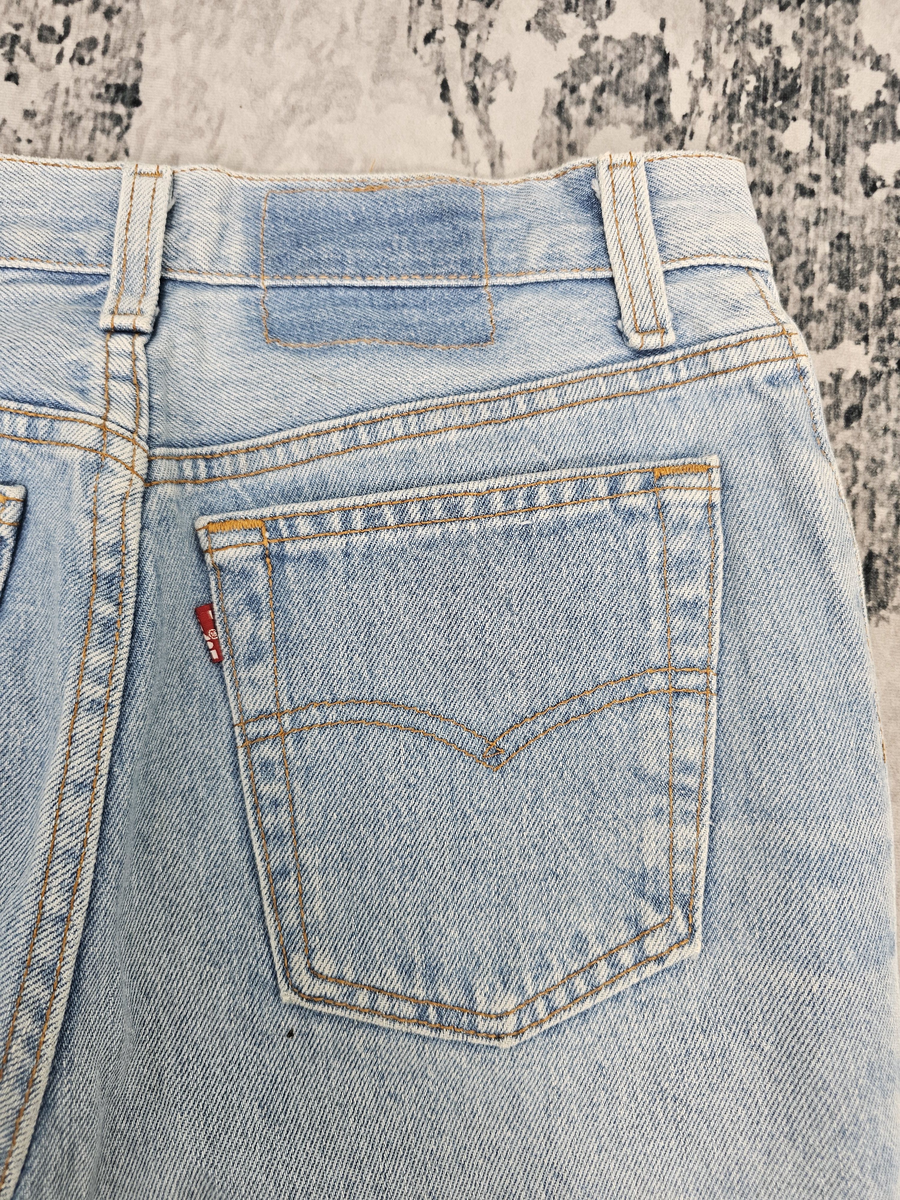 Levi's Vintage Clothing Vtg 90's LEVIS 501 Made In Usa Ripped Taper Light Blue L0530 Size US 29 - 10 Thumbnail