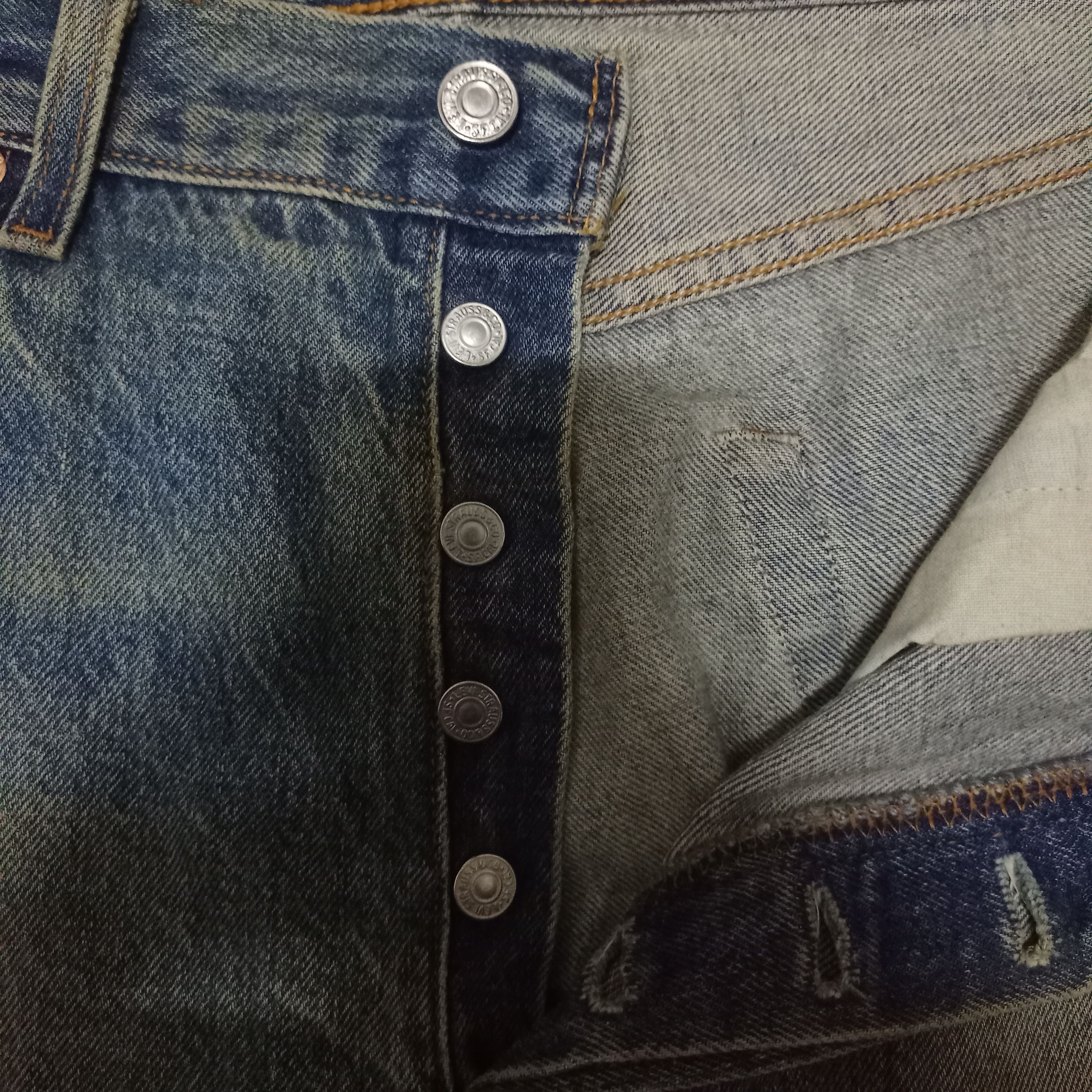 Levi's Vintage 90s Levis 501 Mud Wash Distressed Baggy Jeans 34x29 Size US 34 / EU 50 - 3 Thumbnail