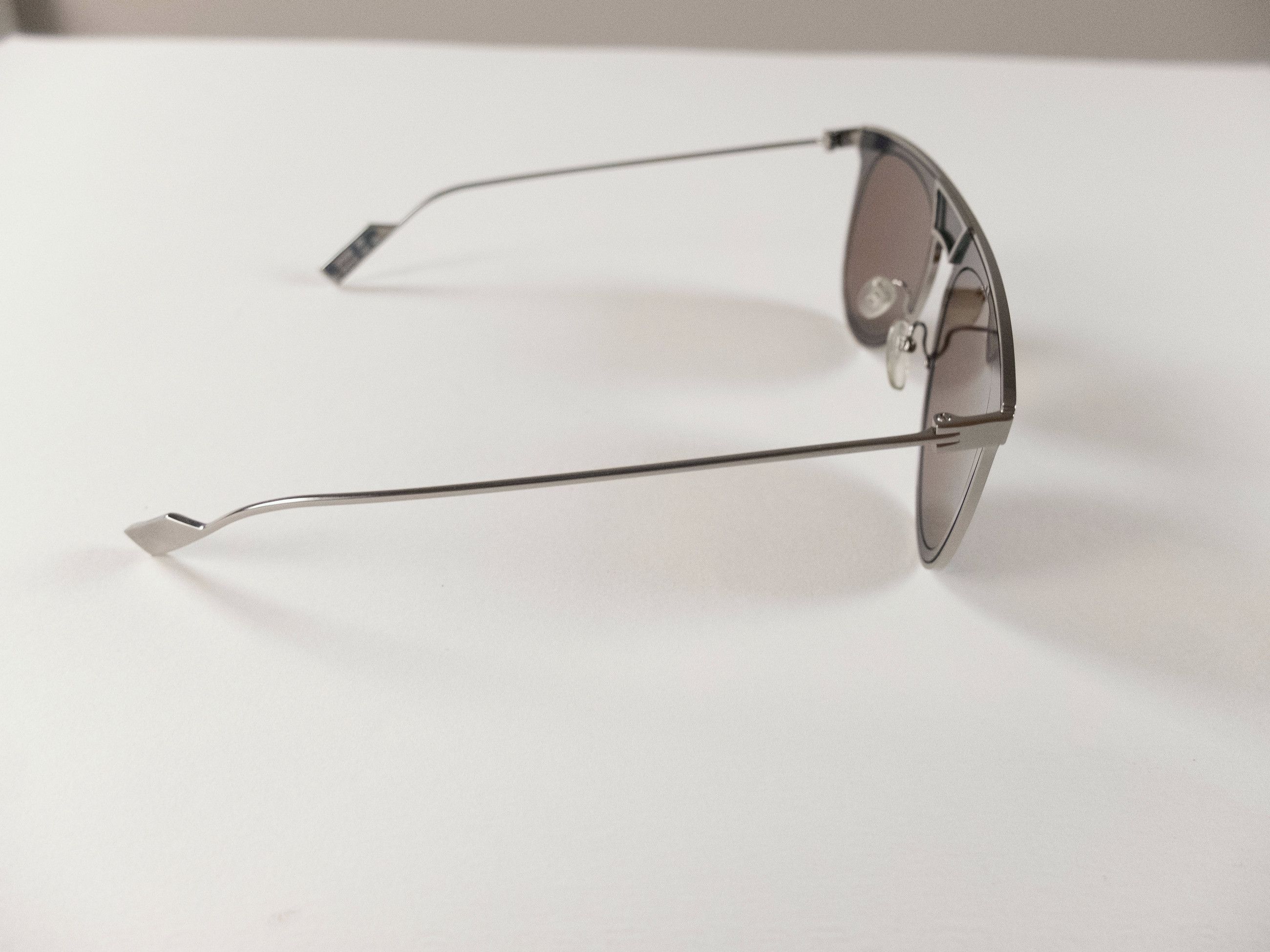 Salvatore Ferragamo SALVATORE FERRAGAMO gray omega logo metal aviator sunglasses Size ONE SIZE - 4 Thumbnail