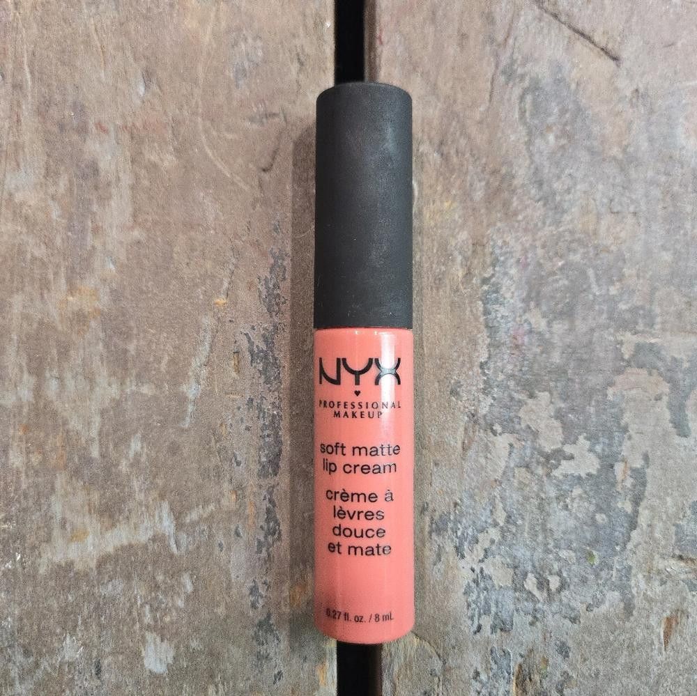 Designer NYX Soft Matte/Metallic Lip Cream - Pink Size ONE SIZE - 1 Thumbnail