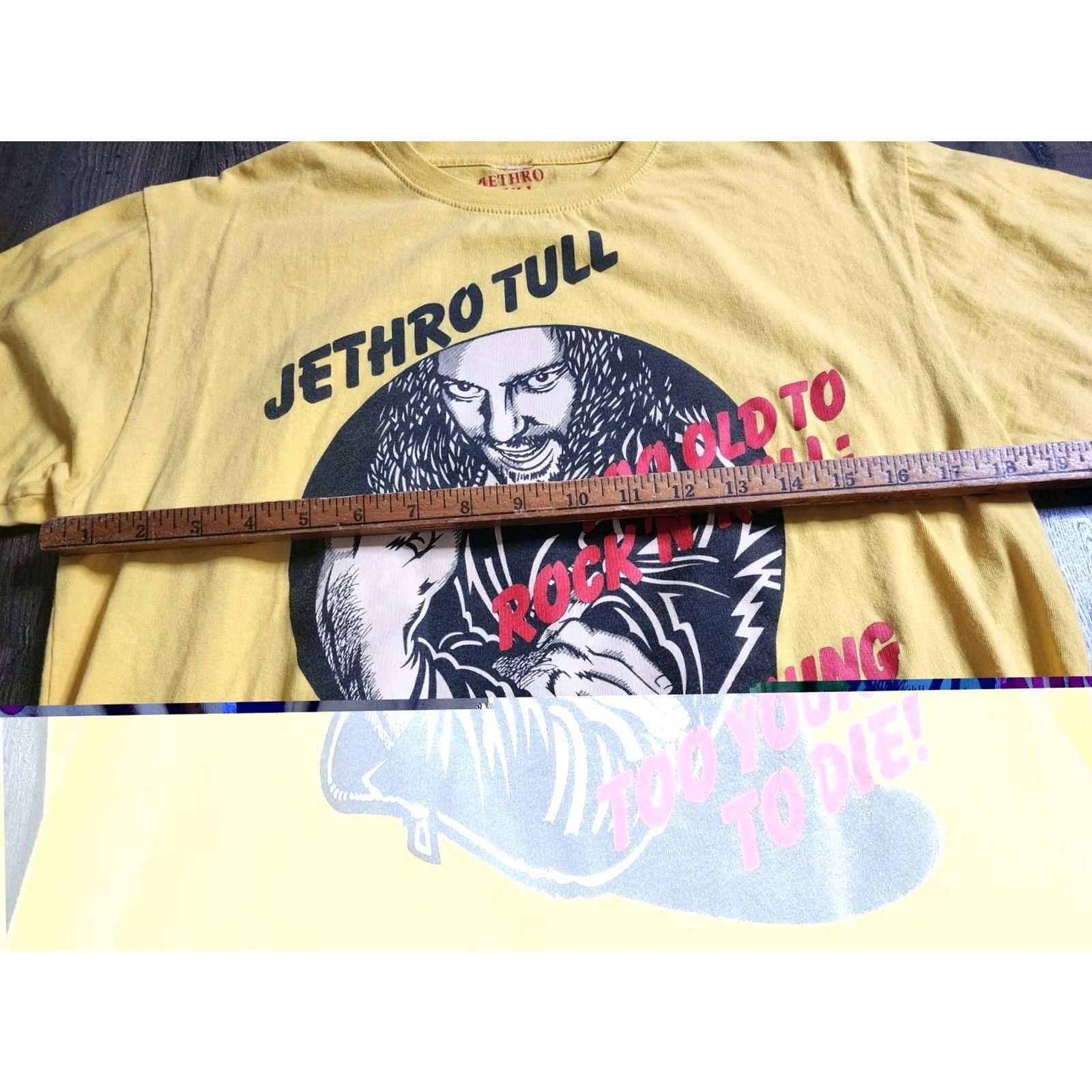Doublet VINTAGE JETHRO TULL TOO OLD TO ROCK N ROLL Comic Book T Shirt Double Sided Mens L Yellow T-Shirt Size US L / EU 52-54 / 3 - 4 Thumbnail