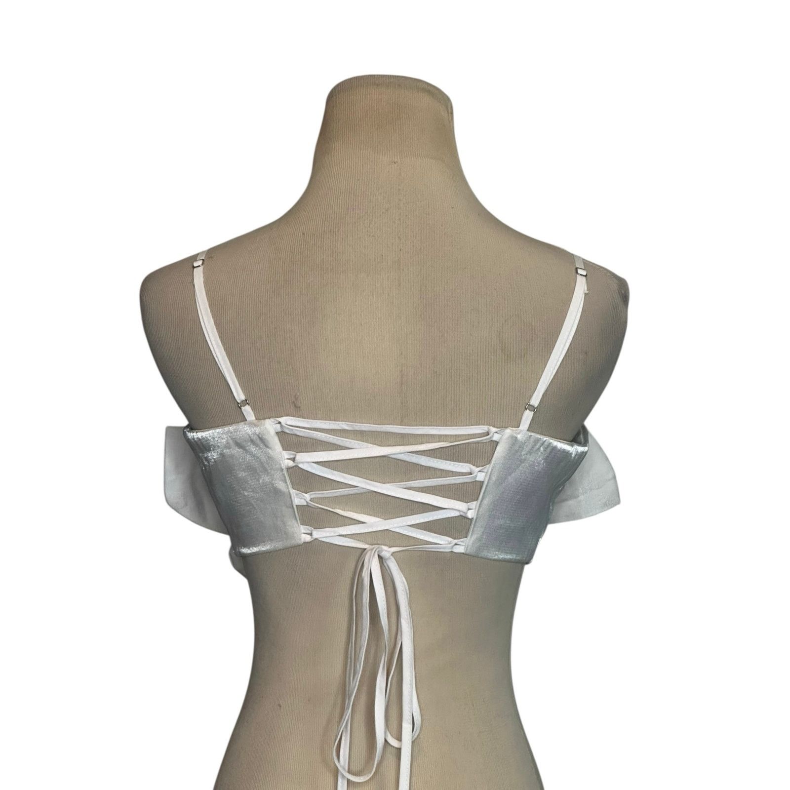 Shein Shein Bae white flowers back lace up crop top size Small Size S / US 4 / IT 40 - 10 Thumbnail
