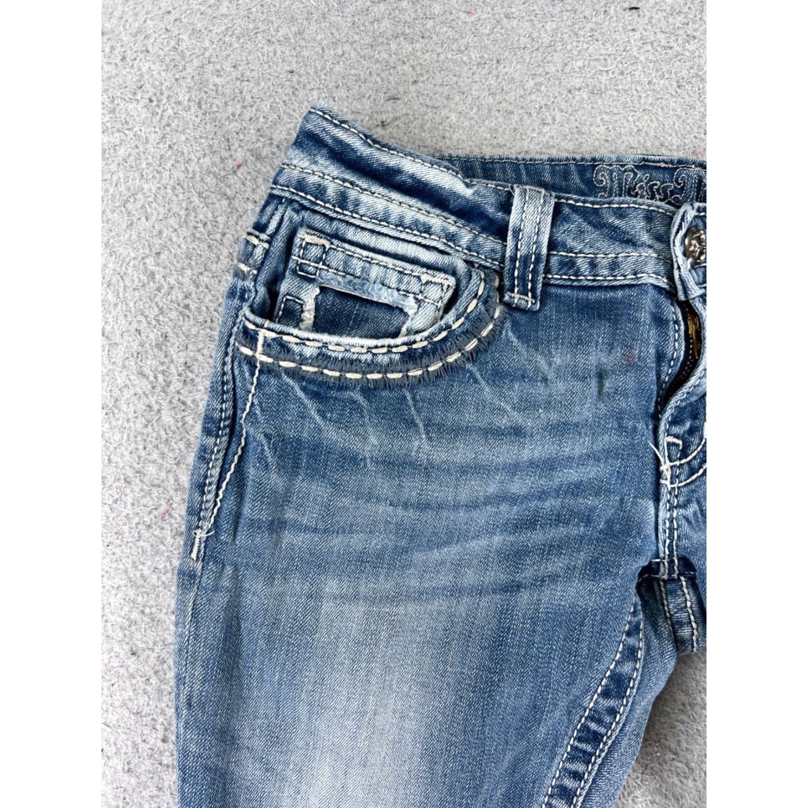 Miss Me Miss Me Shorts Womens Denim Blue 27 Distressed Cut-Off Embroidered Bling 26x12 Size 27" / US 4 / IT 40 - 4 Thumbnail
