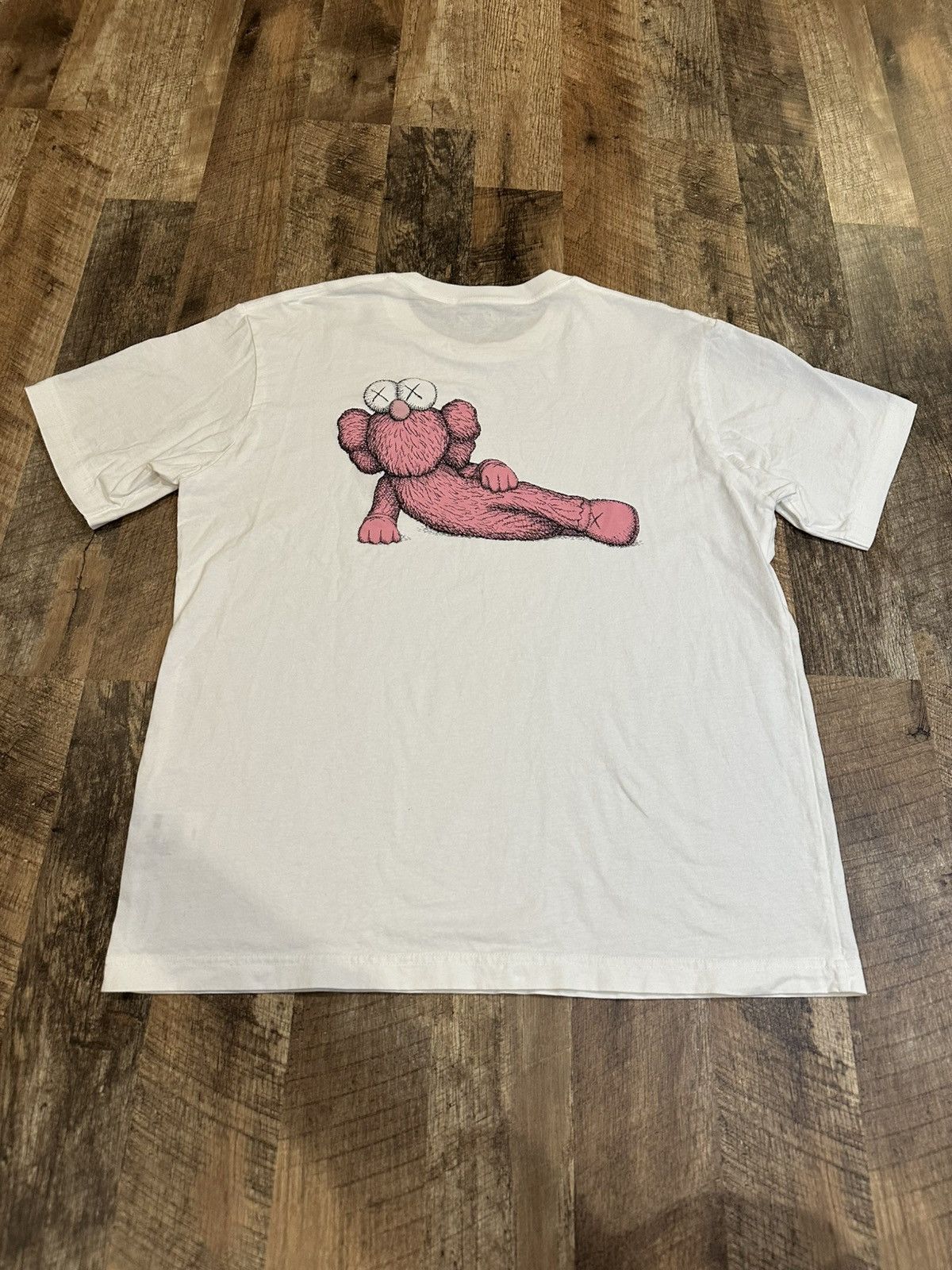 Kaws × Uniqlo Uniqlo x Kaws Companion BFF Pink ‘XX’ Shirt Streetwear Tee Size US M / EU 48-50 / 2 - 1 Thumbnail