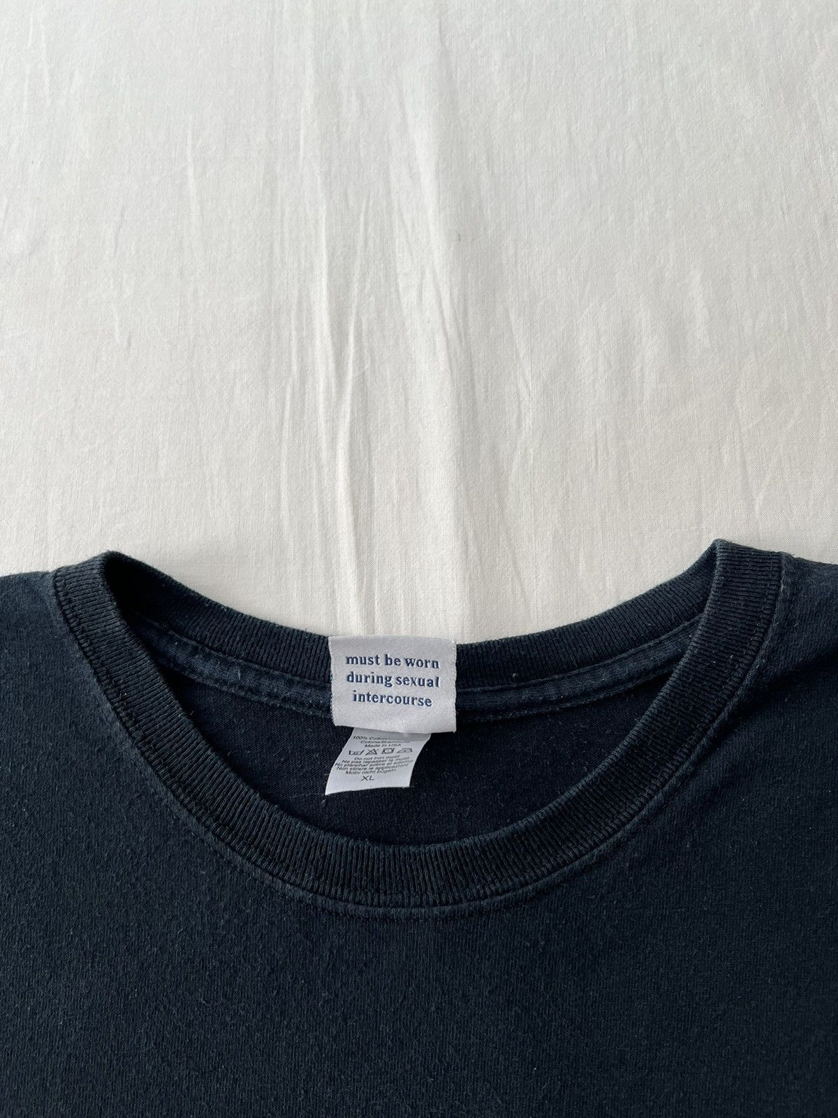 Vintage Vintage Porn Star Squeeze Hook-ups Black T-shirt Size US XL / EU 56 / 4 - 14 Thumbnail