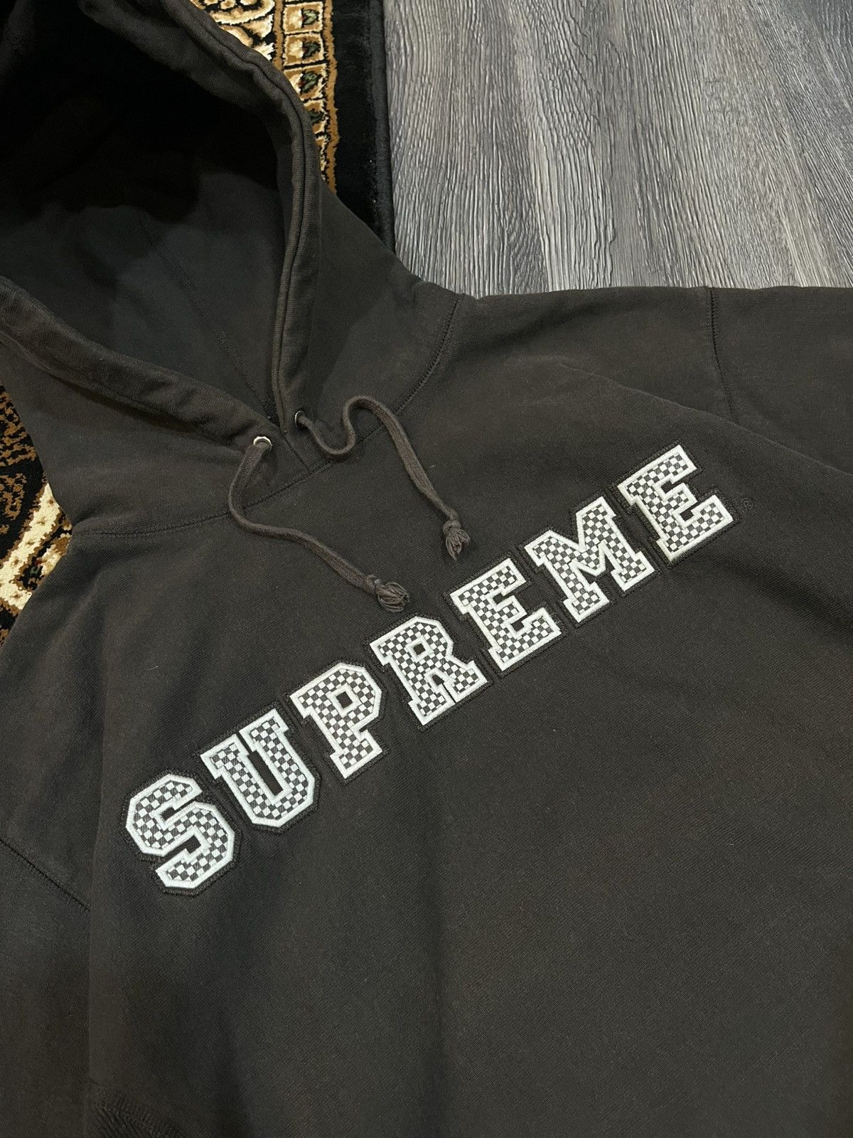 Supreme Supreme Collegiate Logo 2005 Size US XL / EU 56 / 4 - 4 Thumbnail