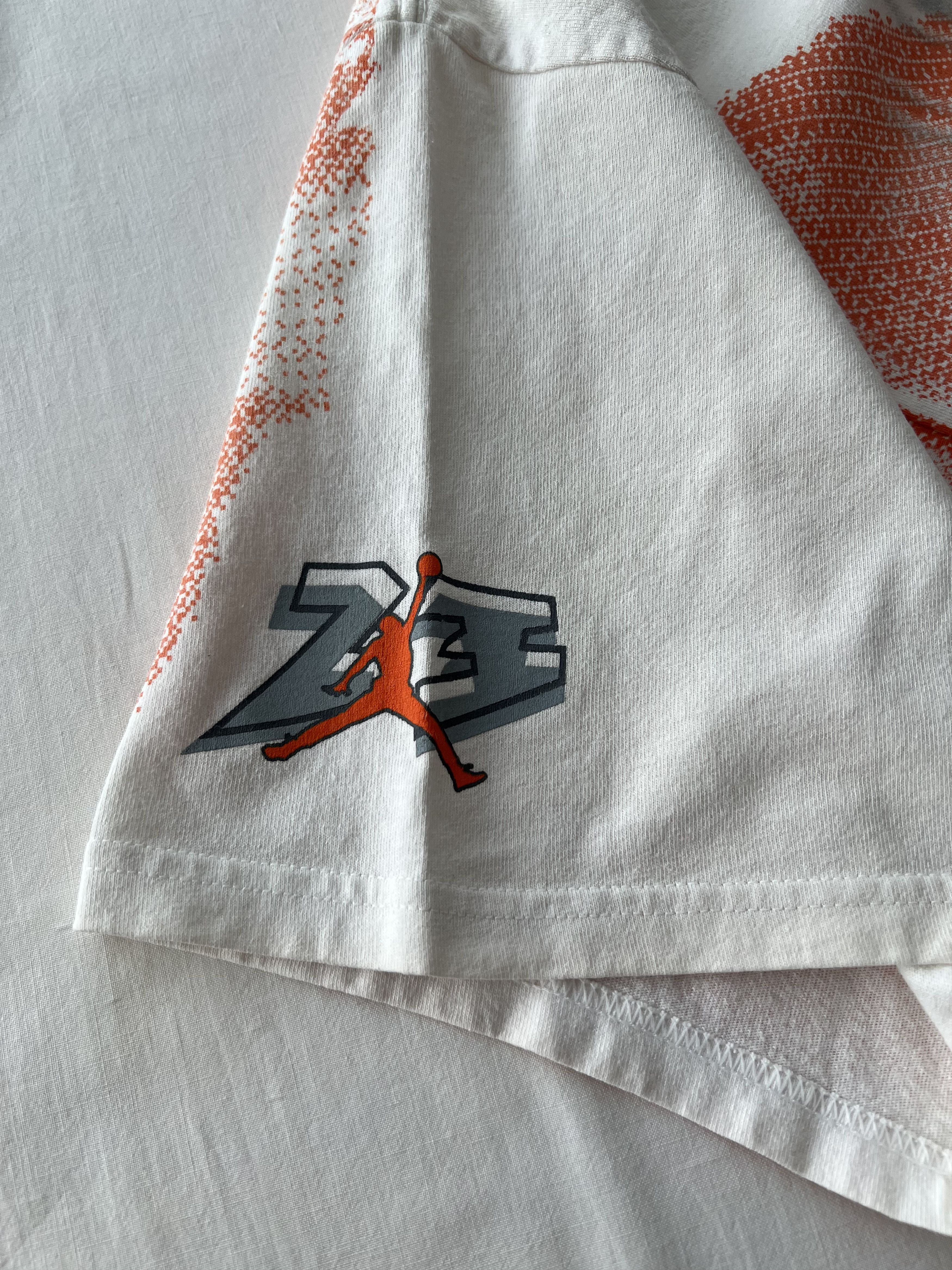 Nike Vintage Nike Jordan Michael Jordan #23 AOP T-shirt Sz 3XL Size US XXL / EU 58 / 5 - 10 Thumbnail