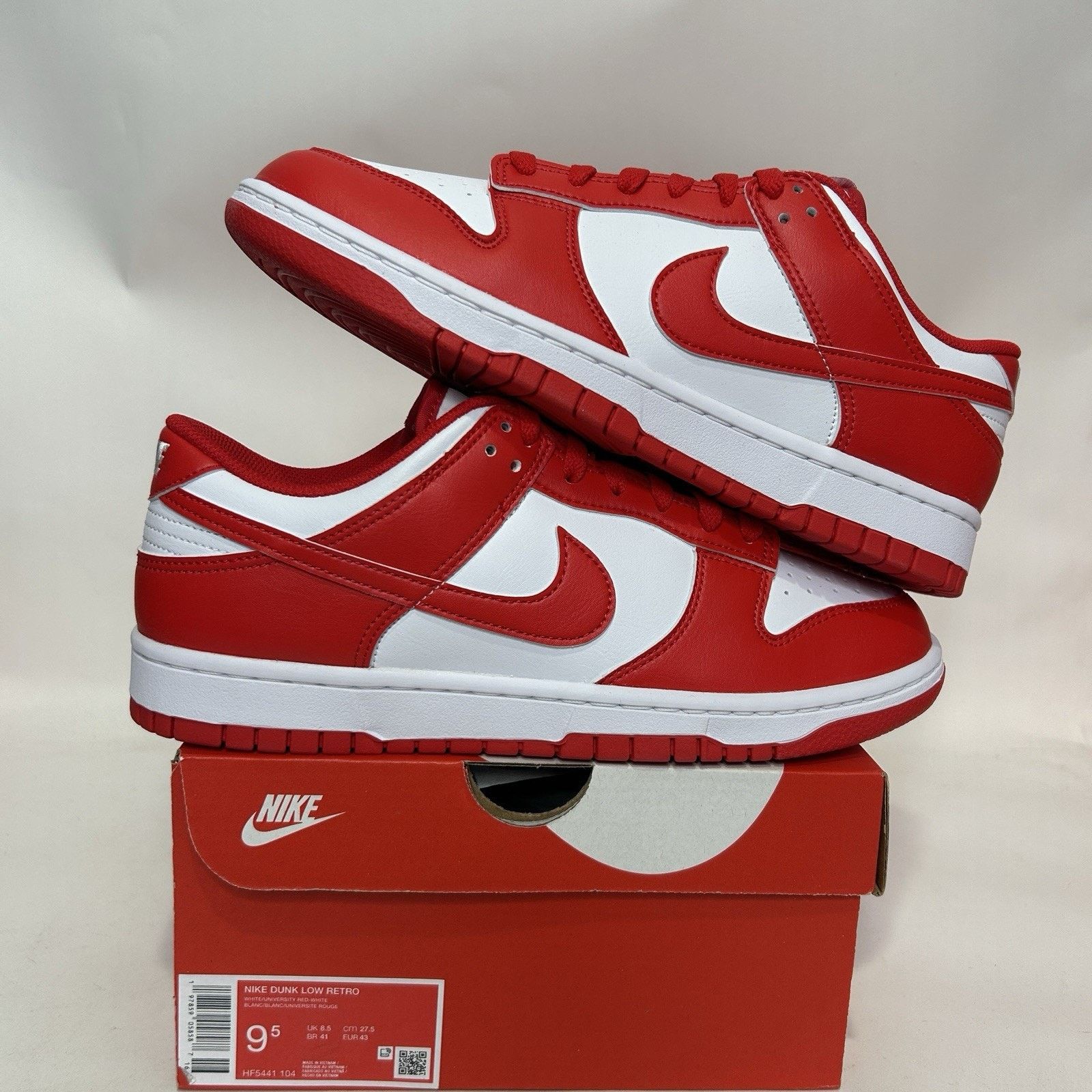 Nike Nike Dunk Low Retro “St. John's” Size US 9.5 / EU 42-43 - 1 Thumbnail
