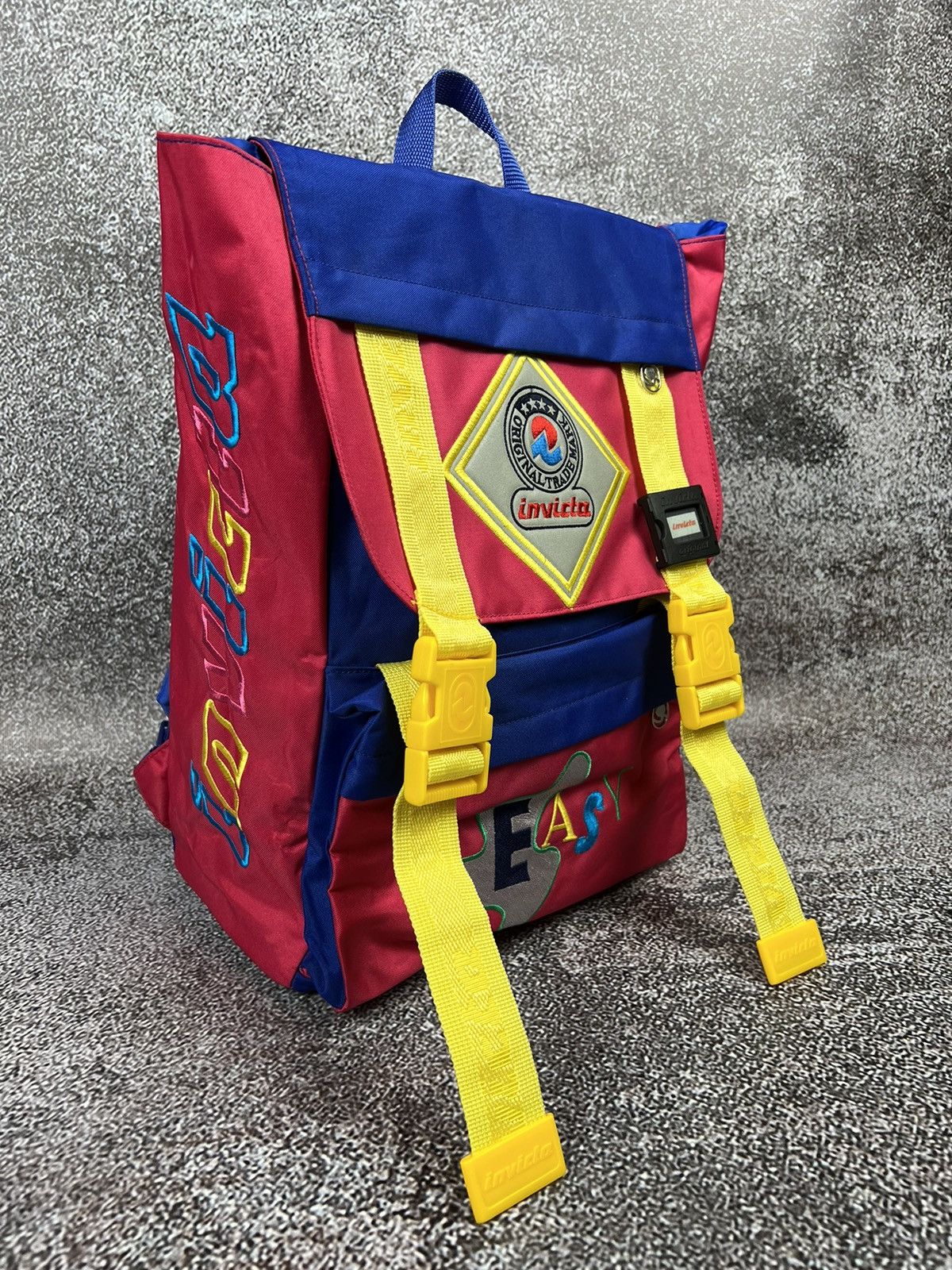 INVICTA バックパック INVICTA - 再入荷 新品 INVICTAインビクタ BACKPACK バック