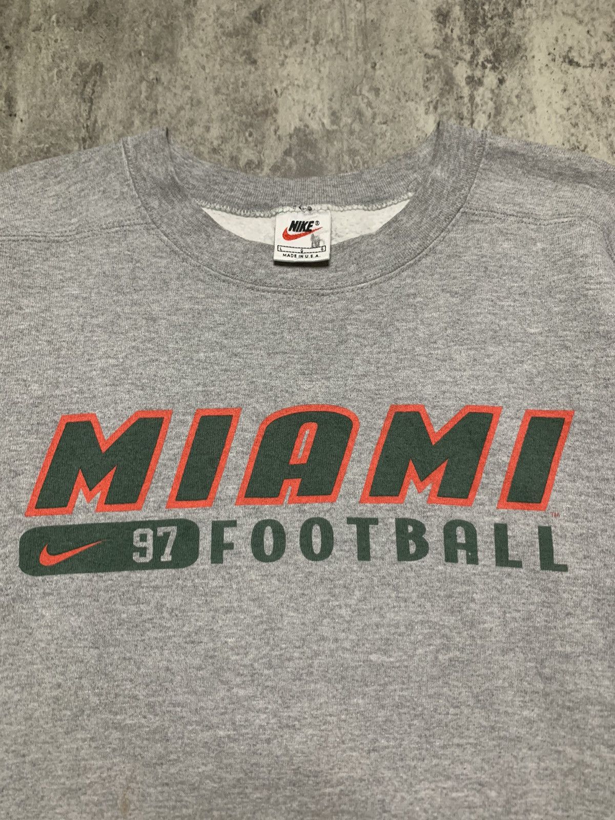 Nike Vintage 90’s Nike Miami Football Crewneck Sweatshirt Size US M / EU 48-50 / 2 - 2 Thumbnail
