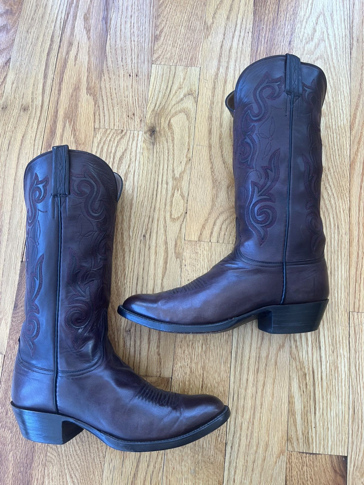 Lucchese Lucchese Men's Chocolate Calfskin Medium Toe Boots Size 8.5D Size US 8.5 / EU 41-42 - 2 Thumbnail