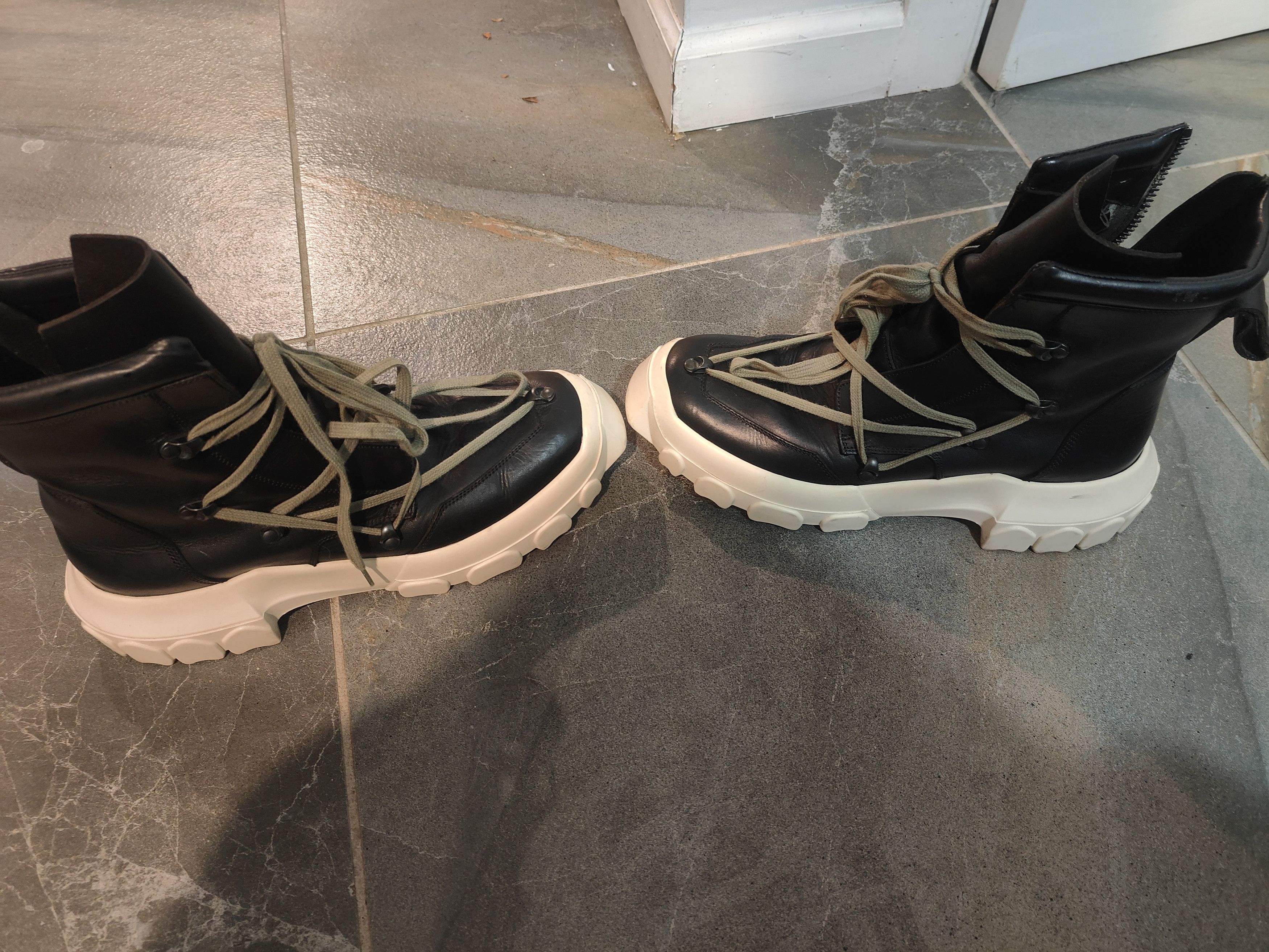 Rick Owens Rick Owen bozo tractor boots Size US 10.5 / EU 43-44 - 2 Thumbnail