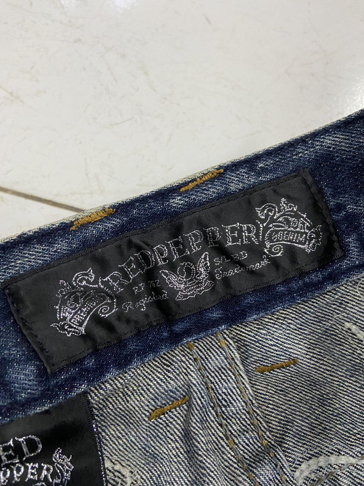 Japanese Brand RED PEPPER SKULL WINGS FLARE DENIM JEANS Size US 34 / EU 50 - 11 Thumbnail