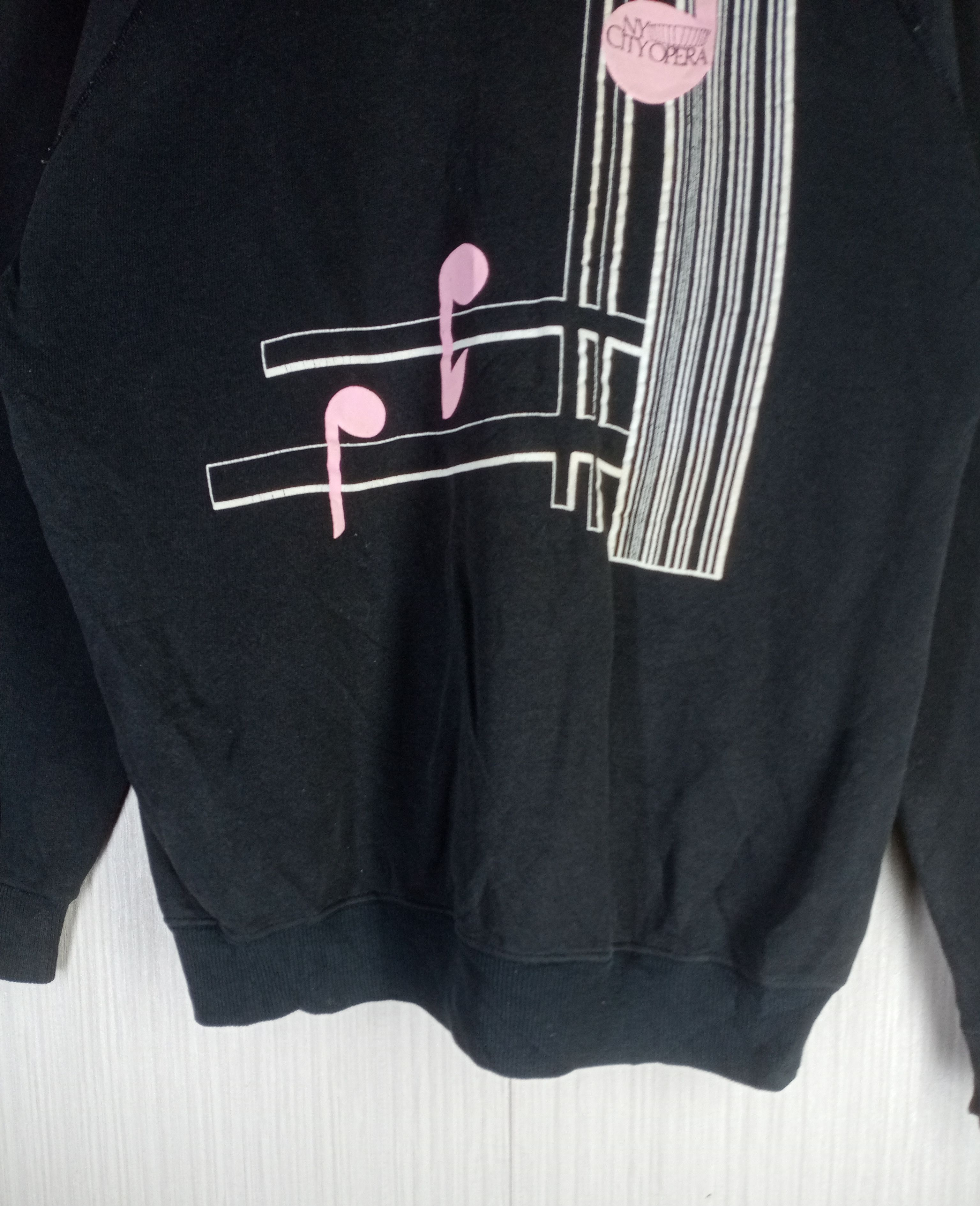 Vintage Rare Vintage 80s NY City Opera Crewneck Sweatshirt Size US M / EU 48-50 / 2 - 2 Thumbnail