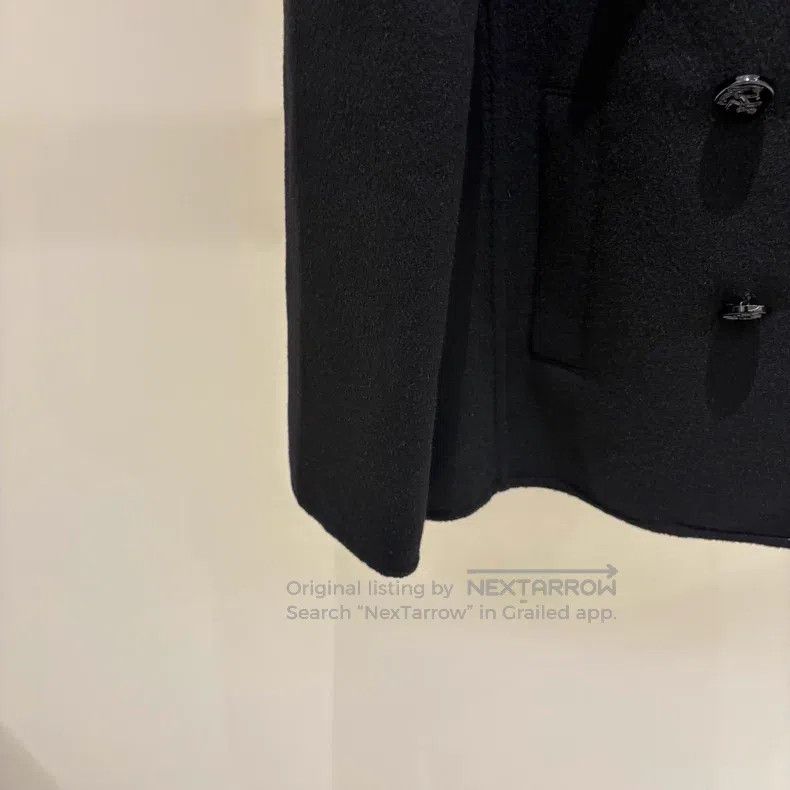 Louis Vuitton Louis Vuitton Cropped black wool coat with presbyopic lini Size S / US 4 / IT 40 - 4 Thumbnail