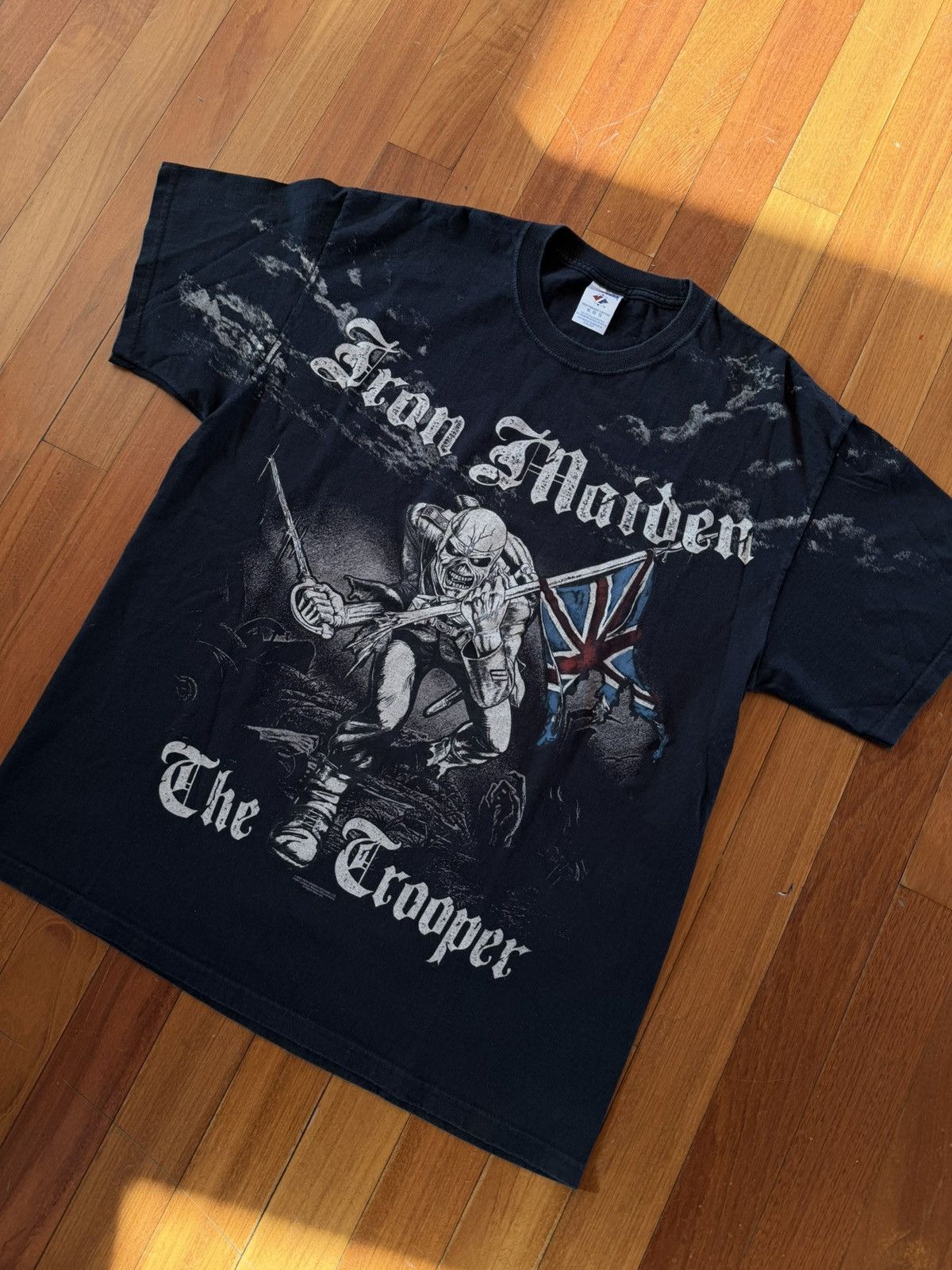 Iron Maiden Iron Maiden “The Trooper” 2007 Vintage Band Tee XL Size US XL / EU 56 / 4 - 2 Thumbnail