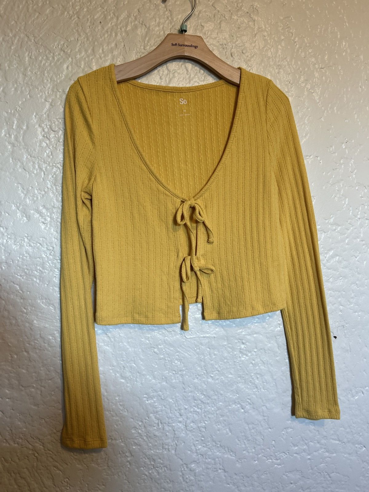 Vintage Women’s yellow tie cardigan size Medium Size M / US 6-8 / IT 42-44 - 2 Thumbnail
