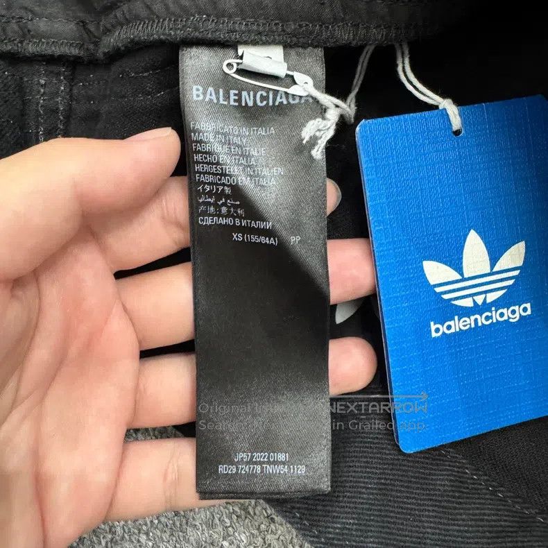 Balenciaga Balenciaga size XS Striped Distressed Denim Pants Size US 27 - 3 Thumbnail