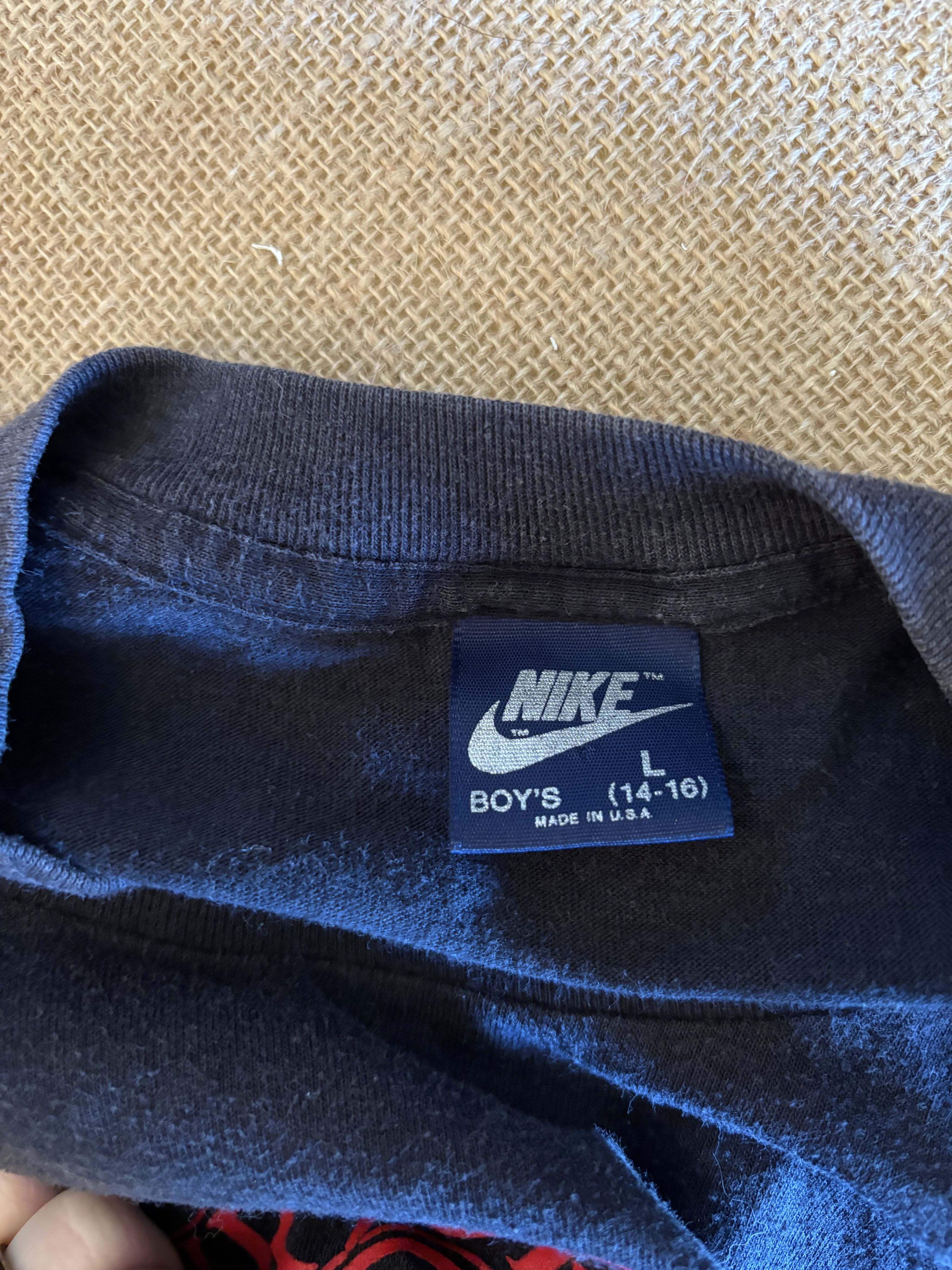 Nike Vintage 1985 Nike Air Jordan "Wings" Long Sleeve Shirt Size US XXS / EU 40 - 4 Thumbnail