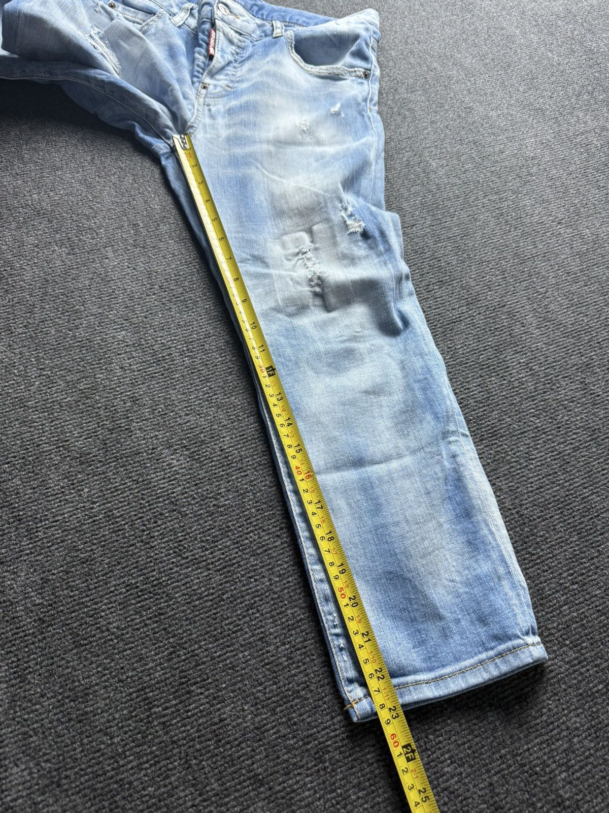 Dsquared2 00s Dsquared2 Distressed Light Wash Denim Jeans Size 38 Size 26" / US 2 / IT 38 - 21 Thumbnail