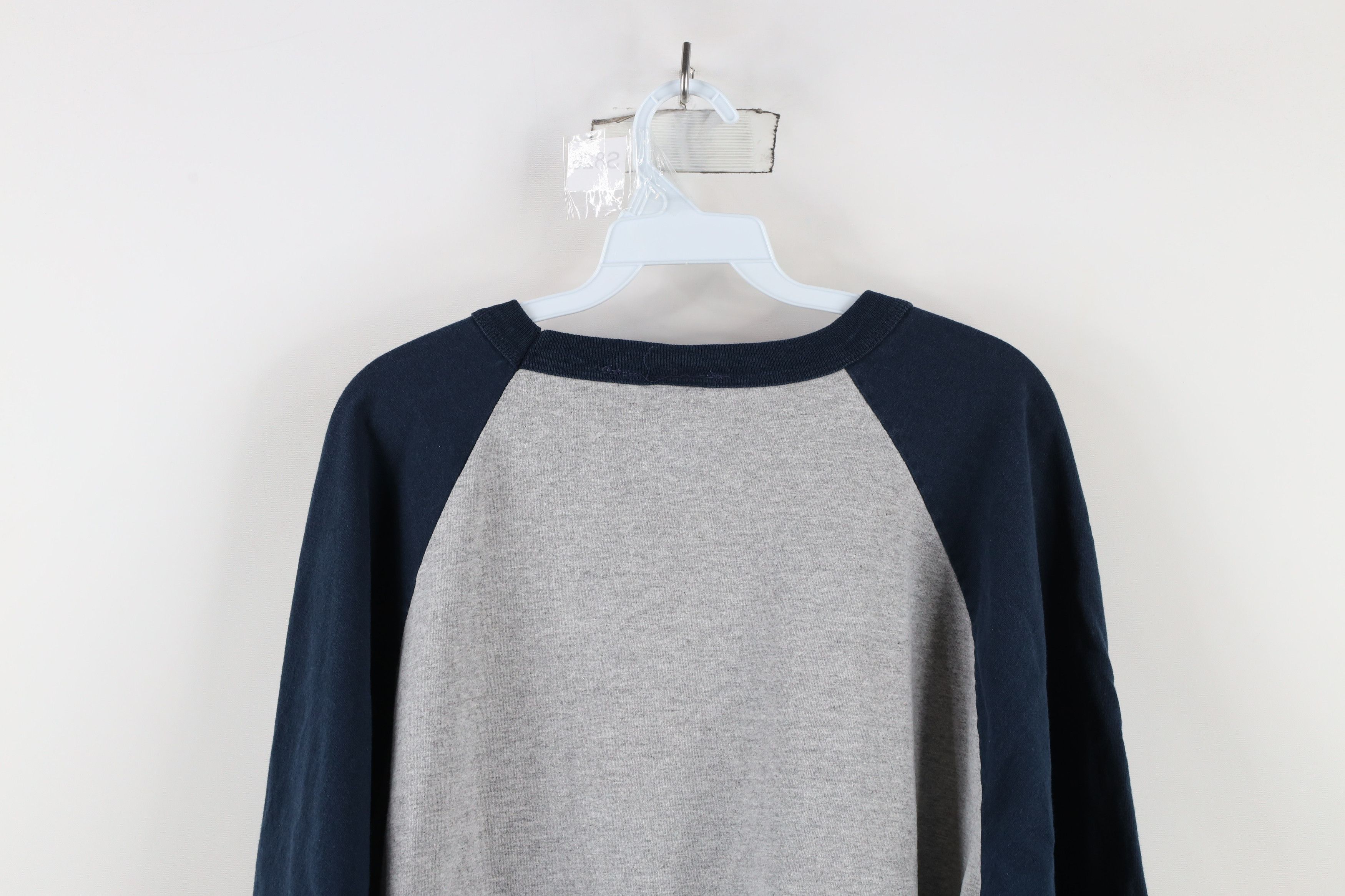 Vintage Vintage Y2K Tigers Baseball 3/4 Sleeve Raglan T-Shirt Size US XL / EU 56 / 4 - 10 Thumbnail