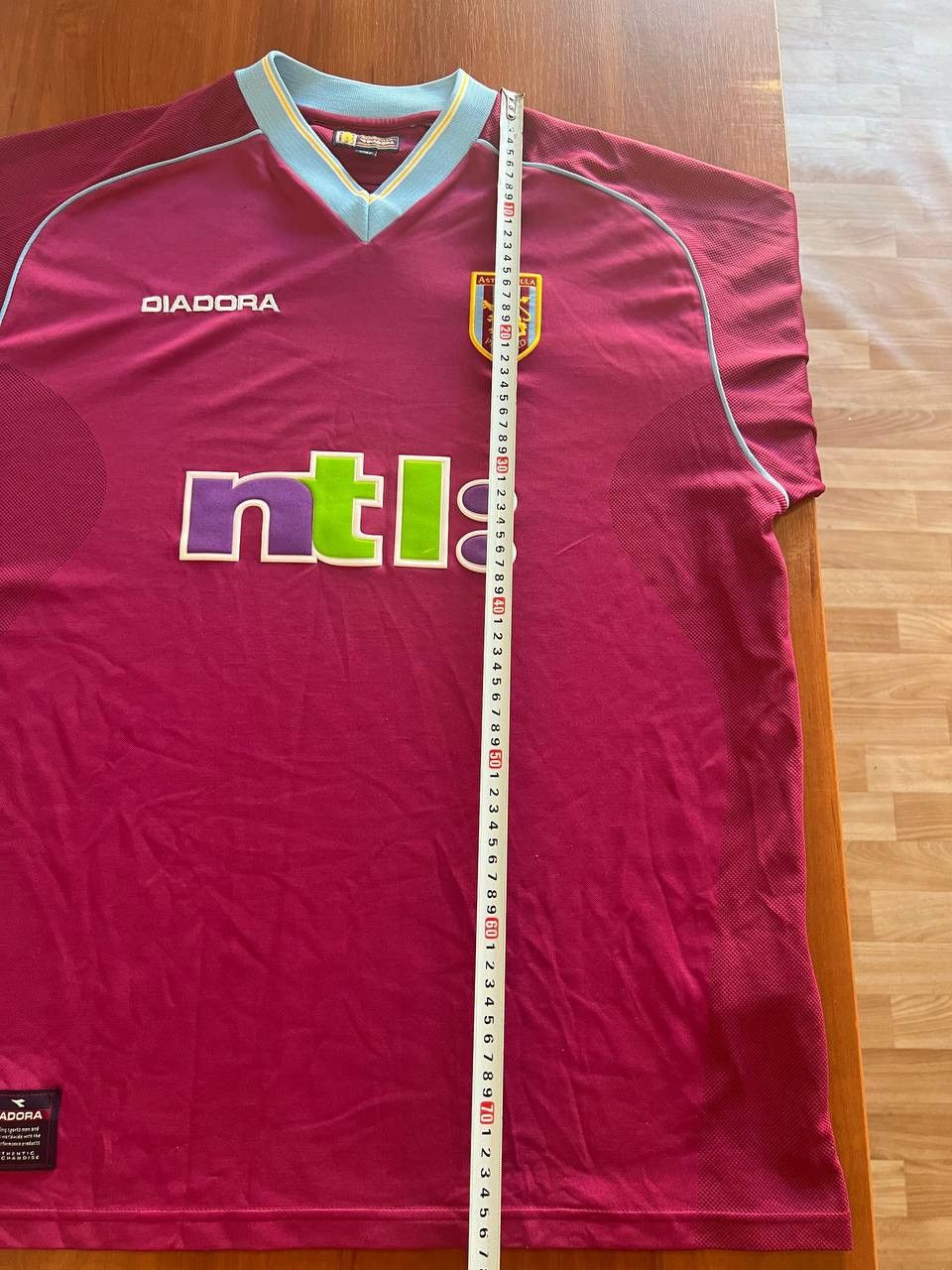 Diadora 2001/02 ASTON VILLA HOME SOCCER JERSEY FOOTBALL SHIRT SZ 44 Size US L / EU 52-54 / 3 - 14 Thumbnail