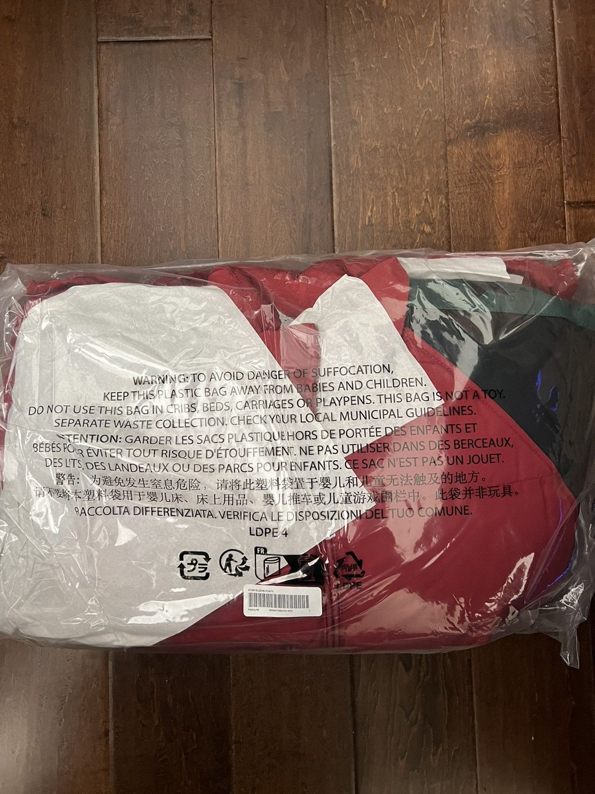 Supreme Supreme FW23 Star Sleeve Down Puffer Jacket Red Size Large Size US L / EU 52-54 / 3 - 1 Thumbnail