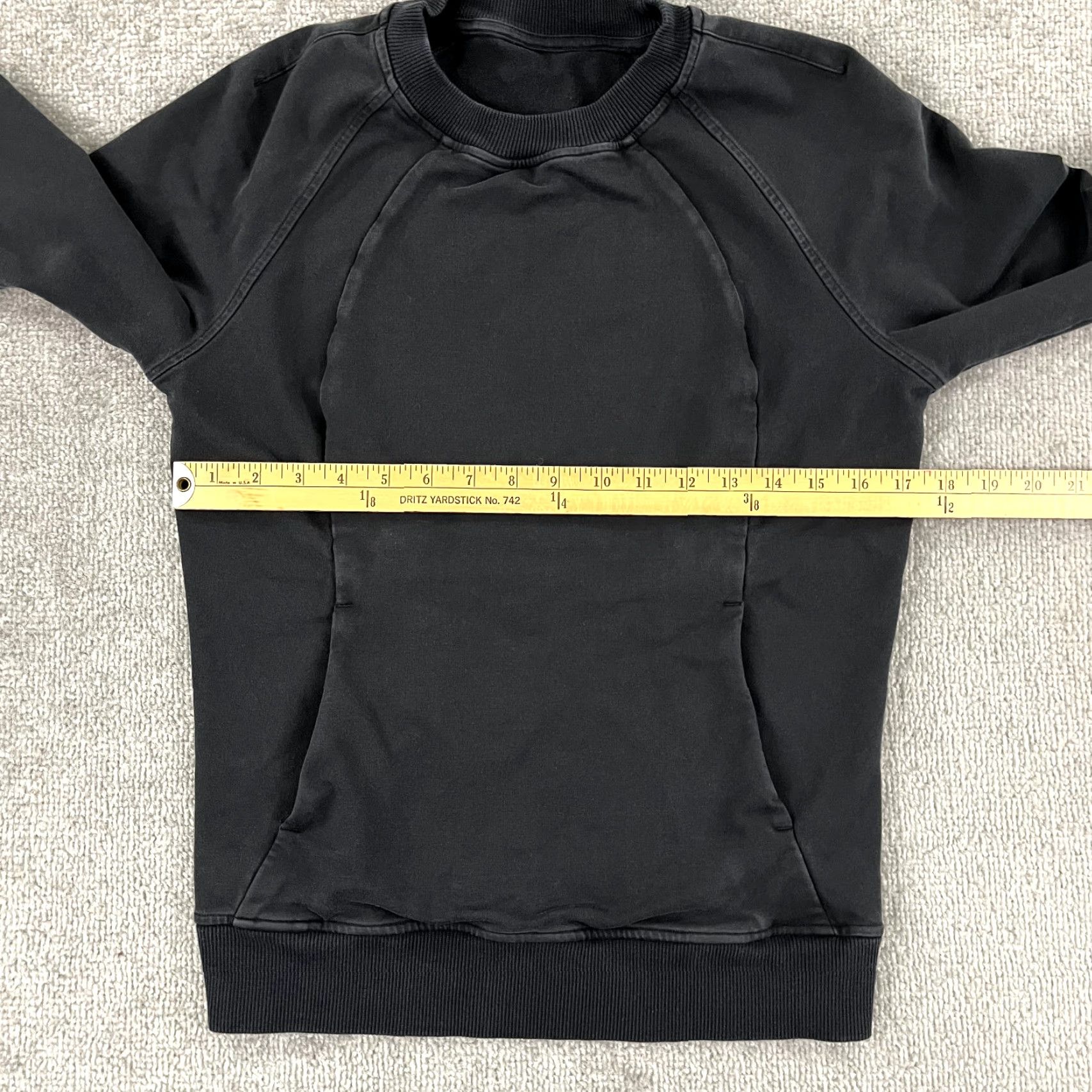 Lululemon LULULEMON Sweatshirt Womens Size 4 Faded Black Scuba Crew Neck Kangaroo Terry Shirt Womens Regular Black 90s? Size S / US 4 / IT 40 - 5 Thumbnail