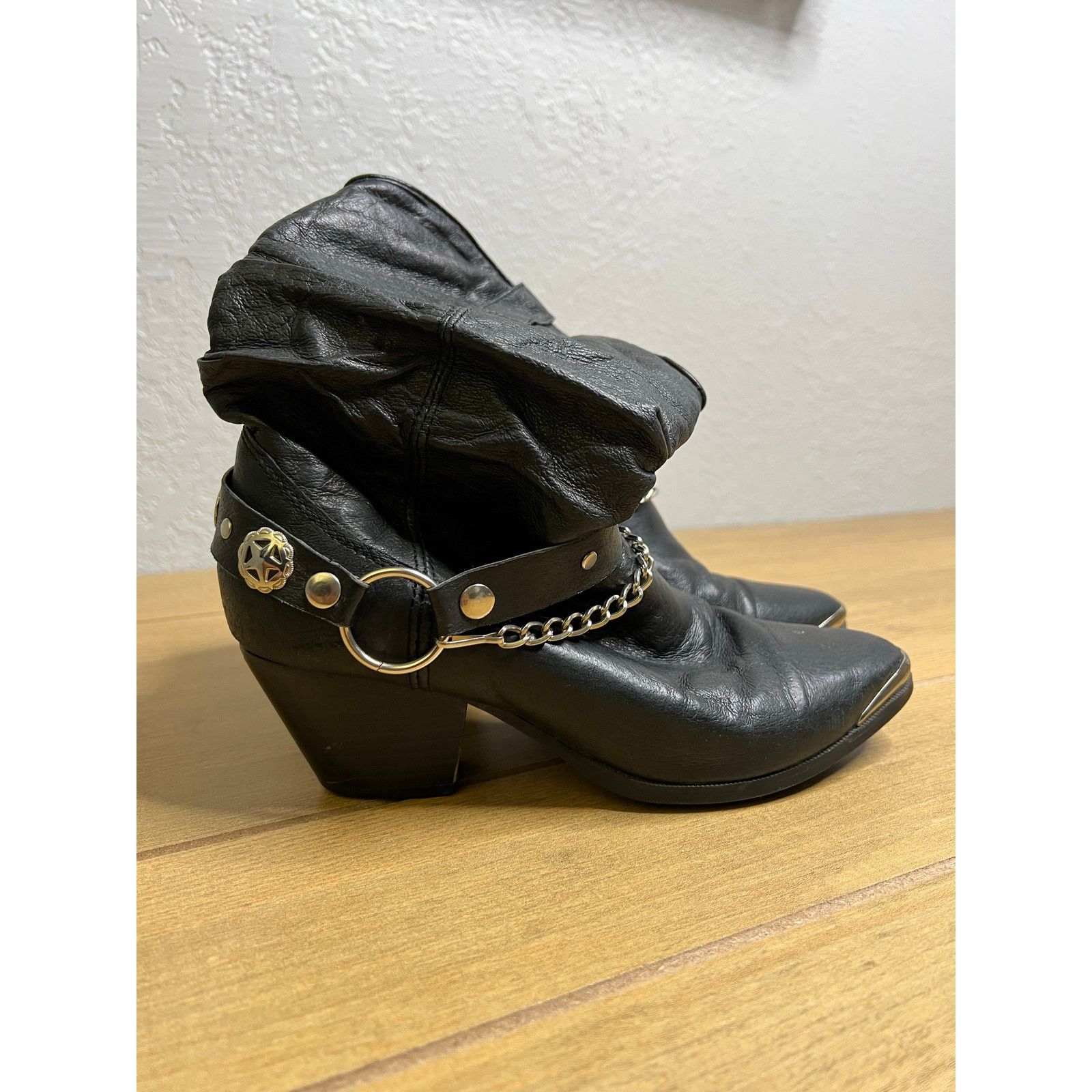 Vintage Dingo Ladies' Bailey Black Slouch Harnessed Boots Sz 6 M Size US 6 / IT 36 - 1 Thumbnail