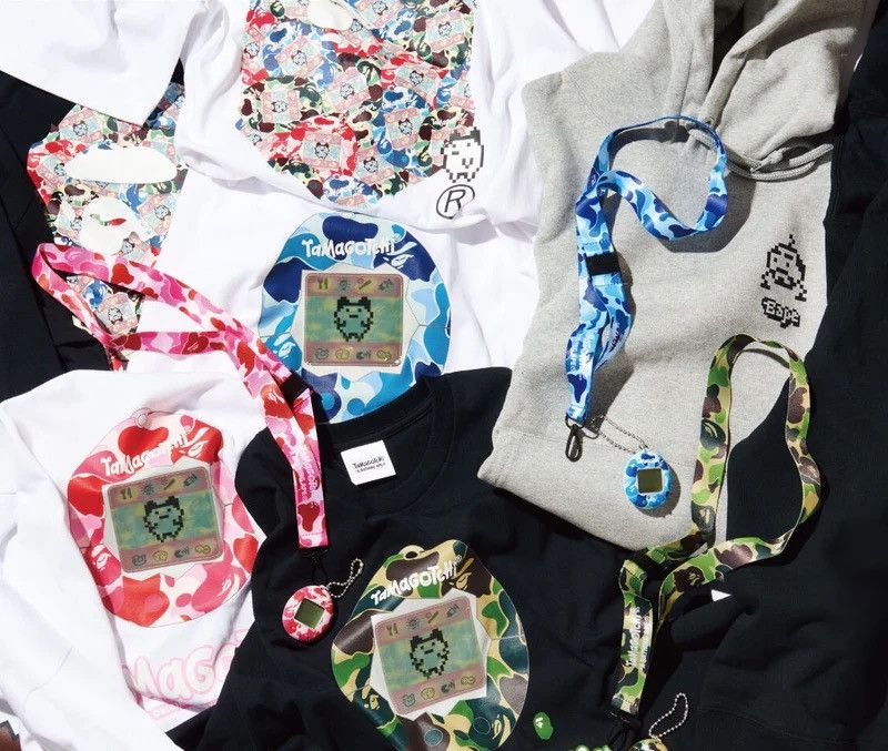 Bape BAPE x Tamagotchi Original Handheld Green Camo Size ONE SIZE - 7 Thumbnail