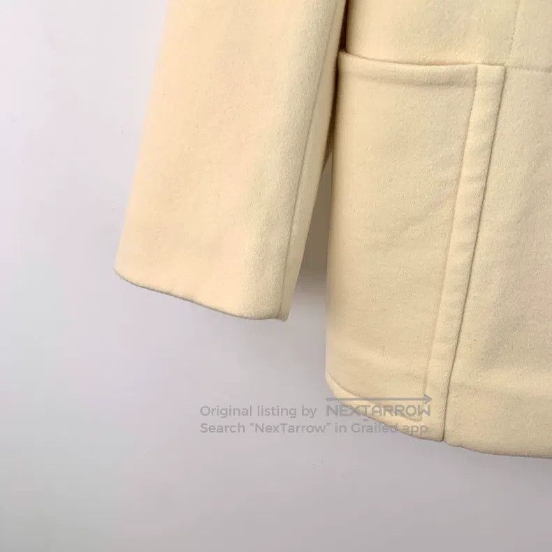 Hermes Hermes Beige Wool Lapel Horn Button Long Sleeve Coat Size XXS / US 00 / IT 34 - 4 Thumbnail