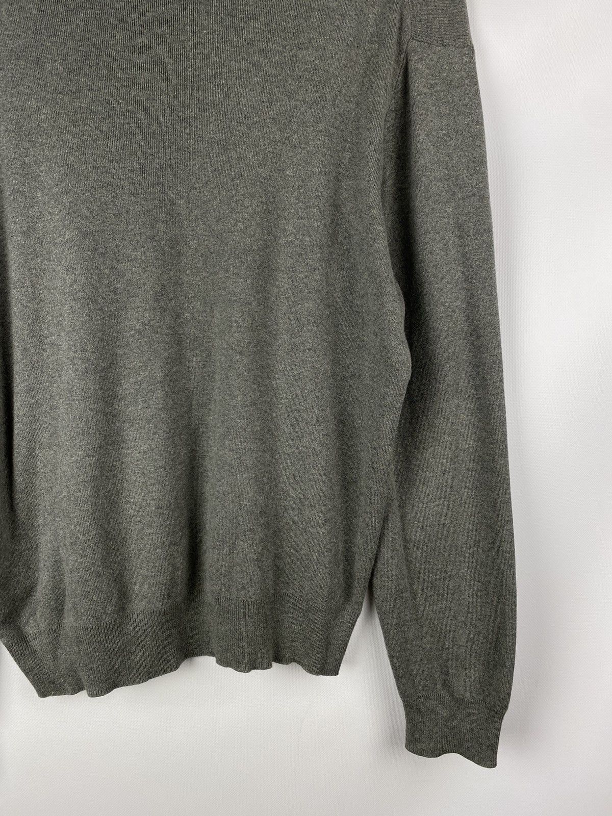 Vintage Polo by Ralph Lauren vintage men’s v-neck sweater pullover Size US M / EU 48-50 / 2 - 19 Thumbnail