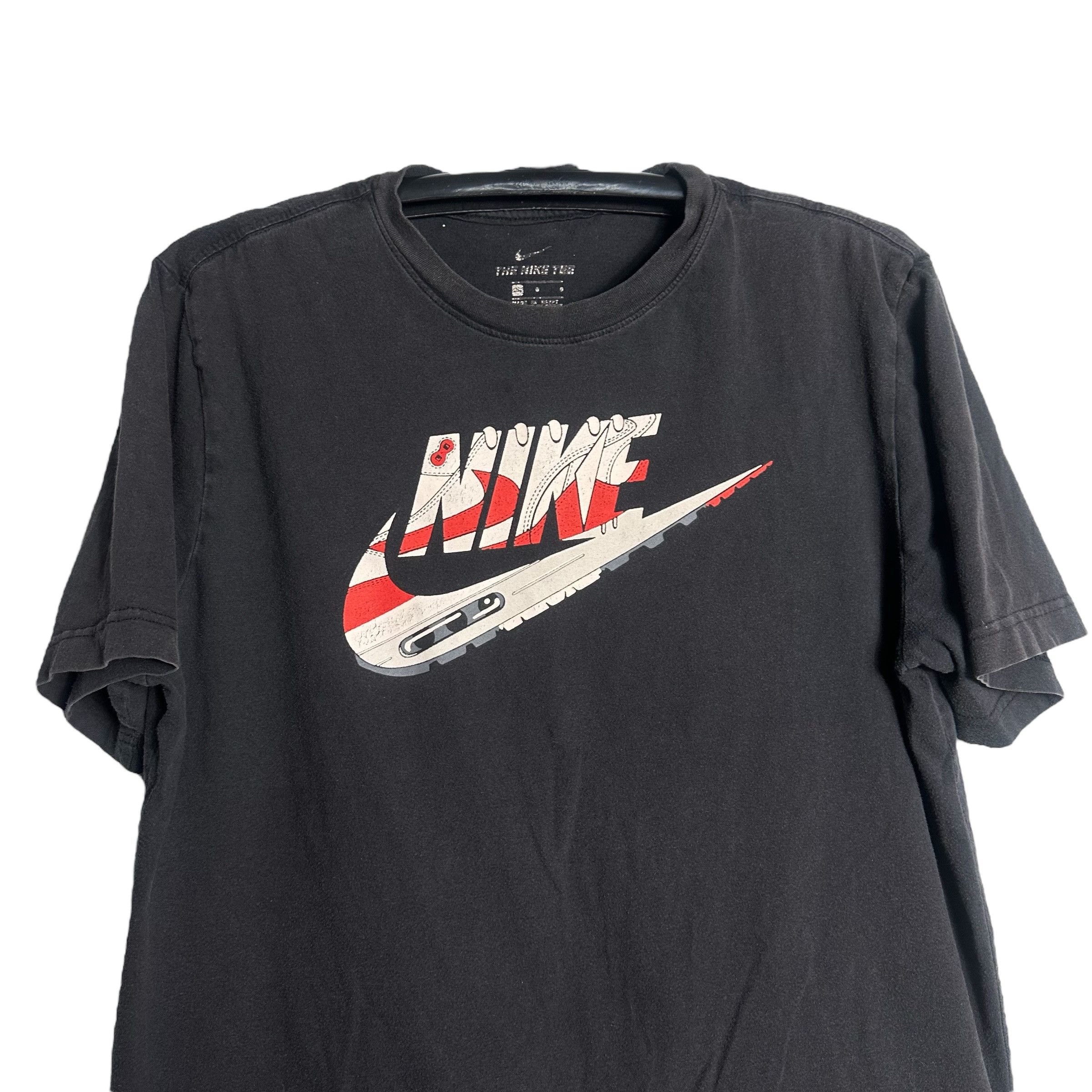 Nike 🔥RARE🔥Nike Air Max Spell Out T-shirt Size US L / EU 52-54 / 3 - 2 Thumbnail