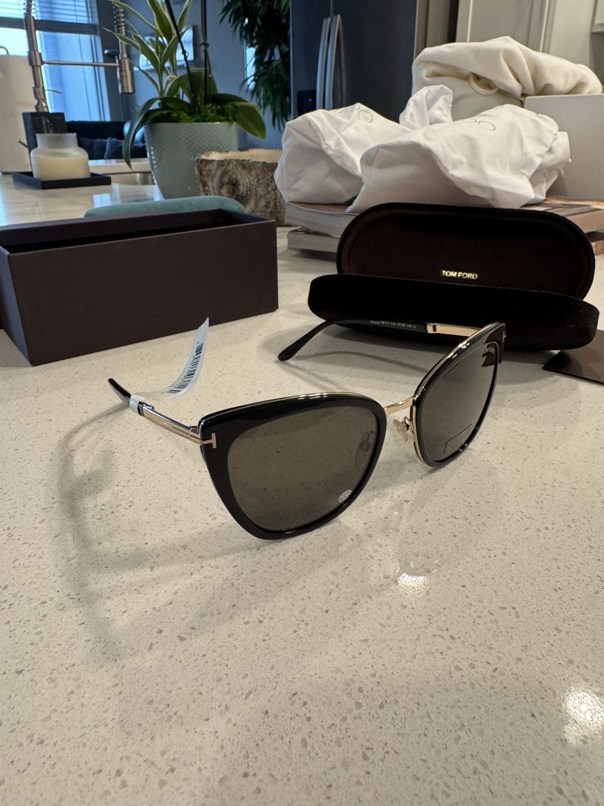 Tom Ford Tom Ford Simona 57MM Cat Eye Sunglasses Size ONE SIZE - 8 Thumbnail