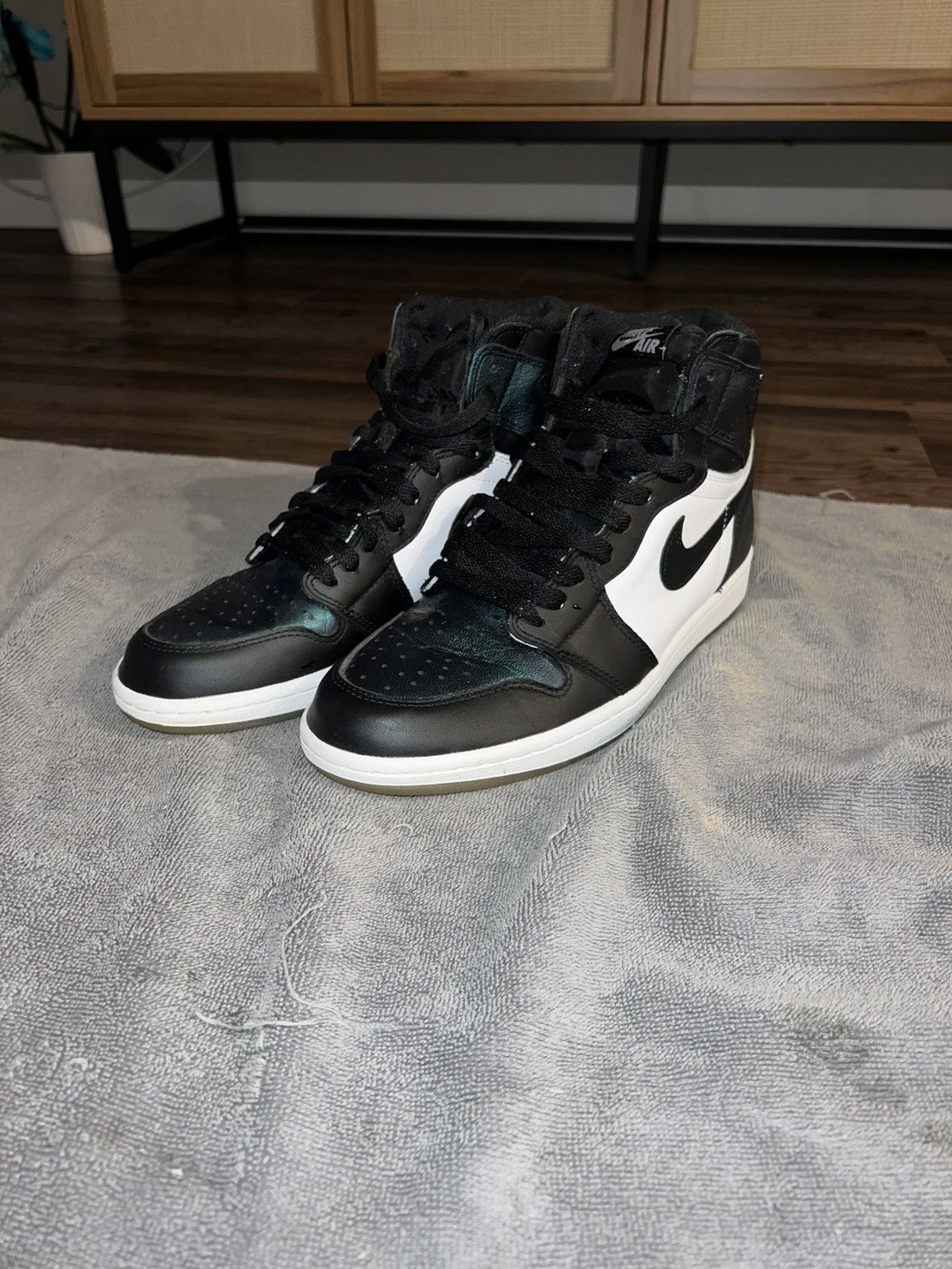 Jordan Brand Jordan one comeleon Size US 8.5 / EU 41-42 - 1 Thumbnail