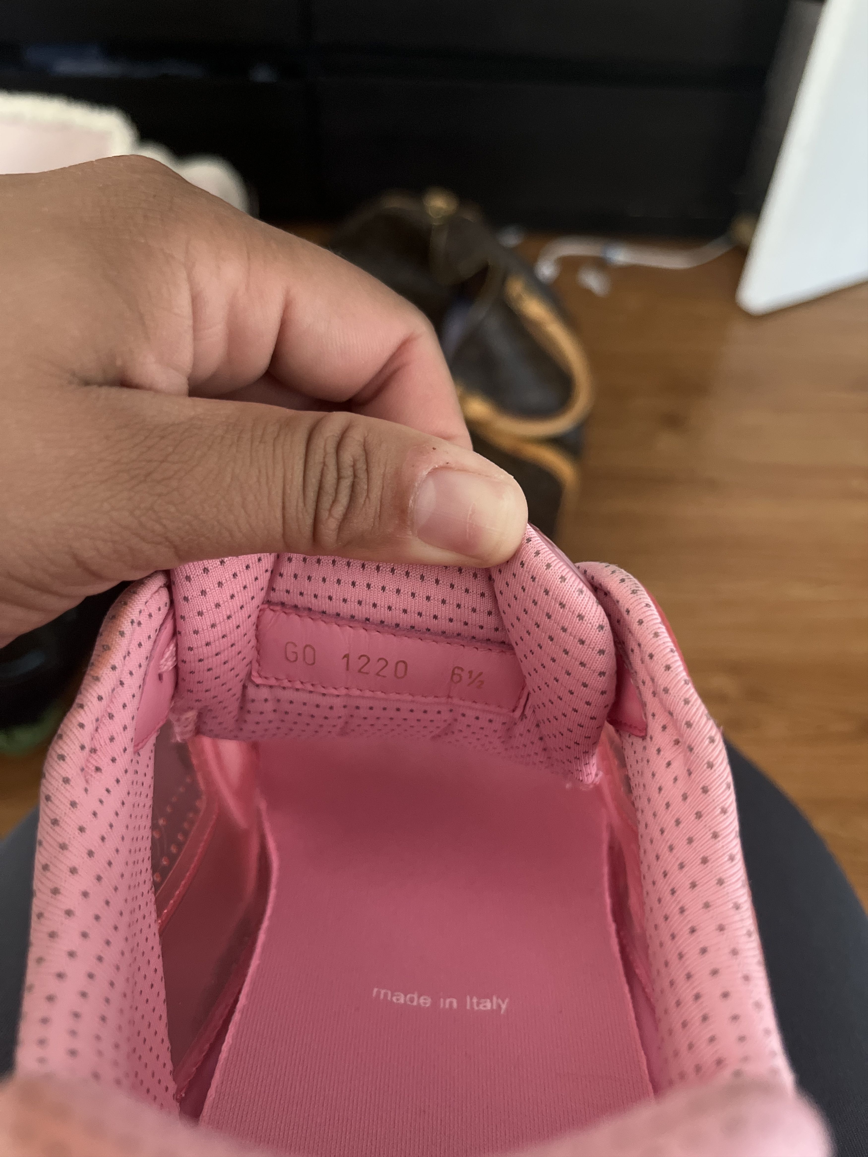 Louis Vuitton Louis Vuitton trainer sneakers Pink PVC Size US 6.5 / EU 39-40 - 11 Thumbnail