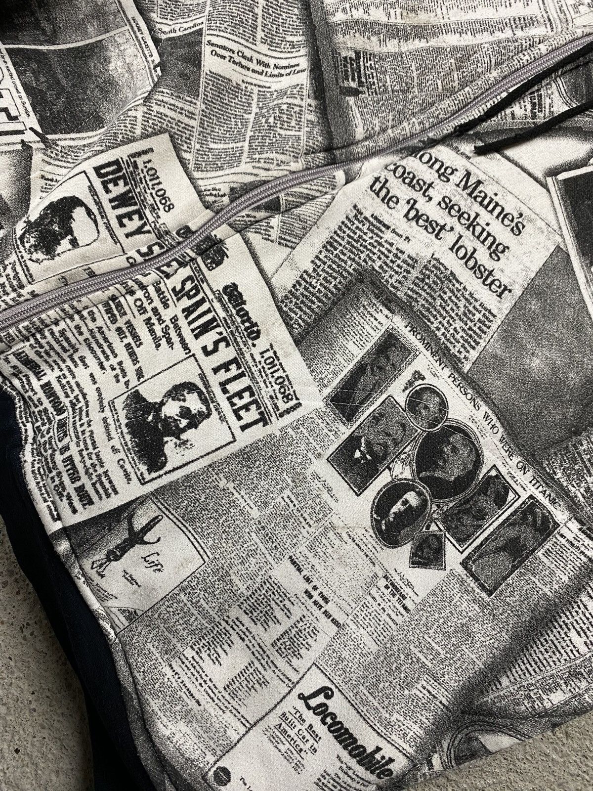 Japanese Brand Japan style hoodie newspapers full print zip vintage y2k Size US L / EU 52-54 / 3 - 6 Thumbnail