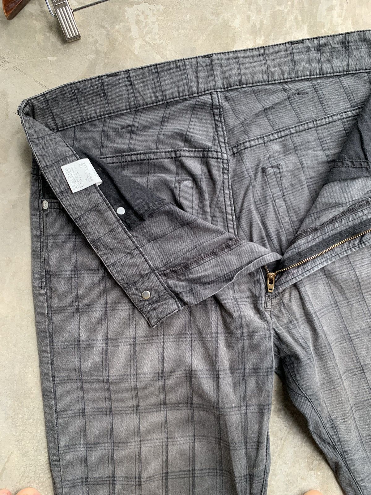 Designer × Wrangler Casual Pants By Wrangler Size US 33 - 9 Thumbnail