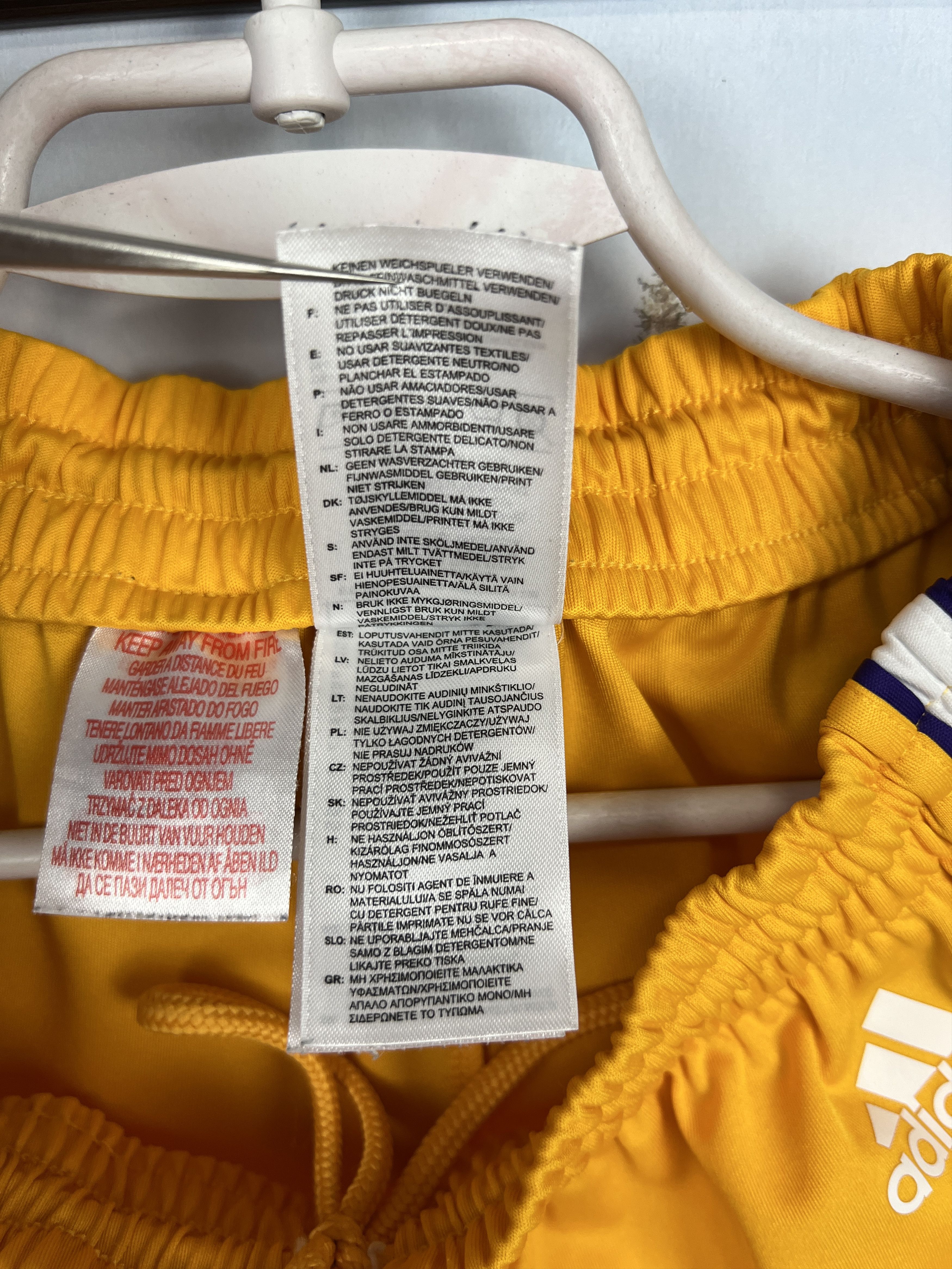 Adidas Vintage Los Angeles Lakers Bryant NBA Kids 16 Y Shorts Size US 30 / EU 46 - 11 Thumbnail