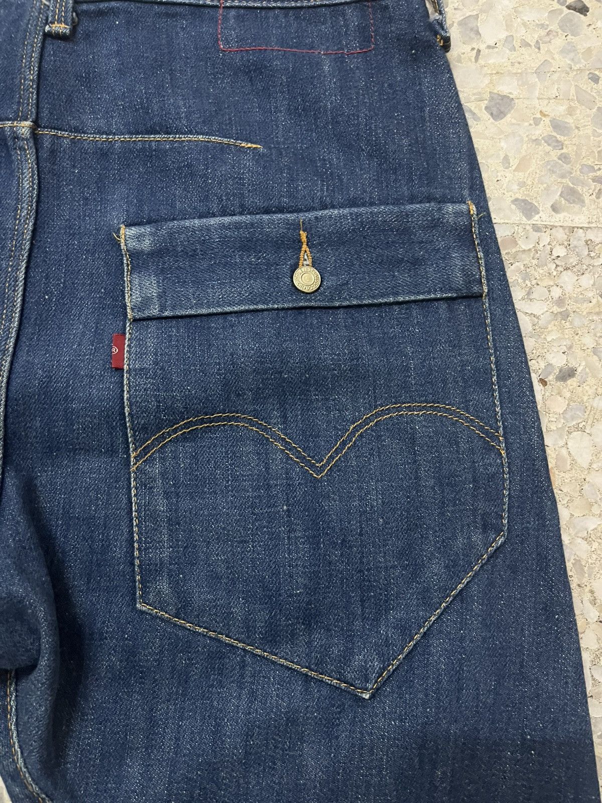 Levi's ARCHIVE Levi's RED 1st Gen 2000 Twisted Leg Denim Size US 30 / EU 46 - 15 Thumbnail