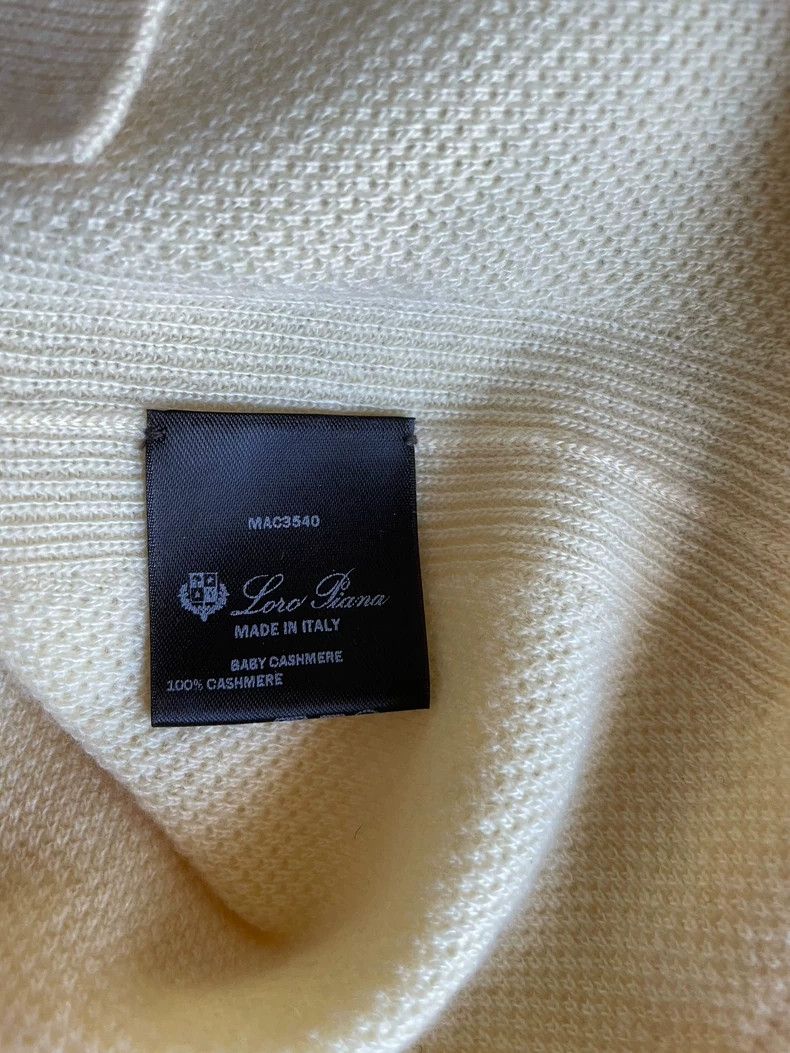 Loro Piana LORO PIANA Yellow V-neck sweater Size XS / US 0-2 / IT 36-38 - 8 Thumbnail